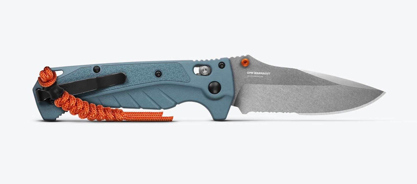 Benchmade 18060S Adira Serrated, Depth Blue 3