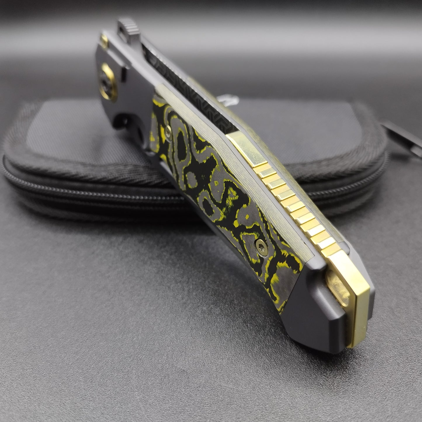 ADV Ronin Kalgard Titan Yellow Carbon Fibre Custom Laser Art 7