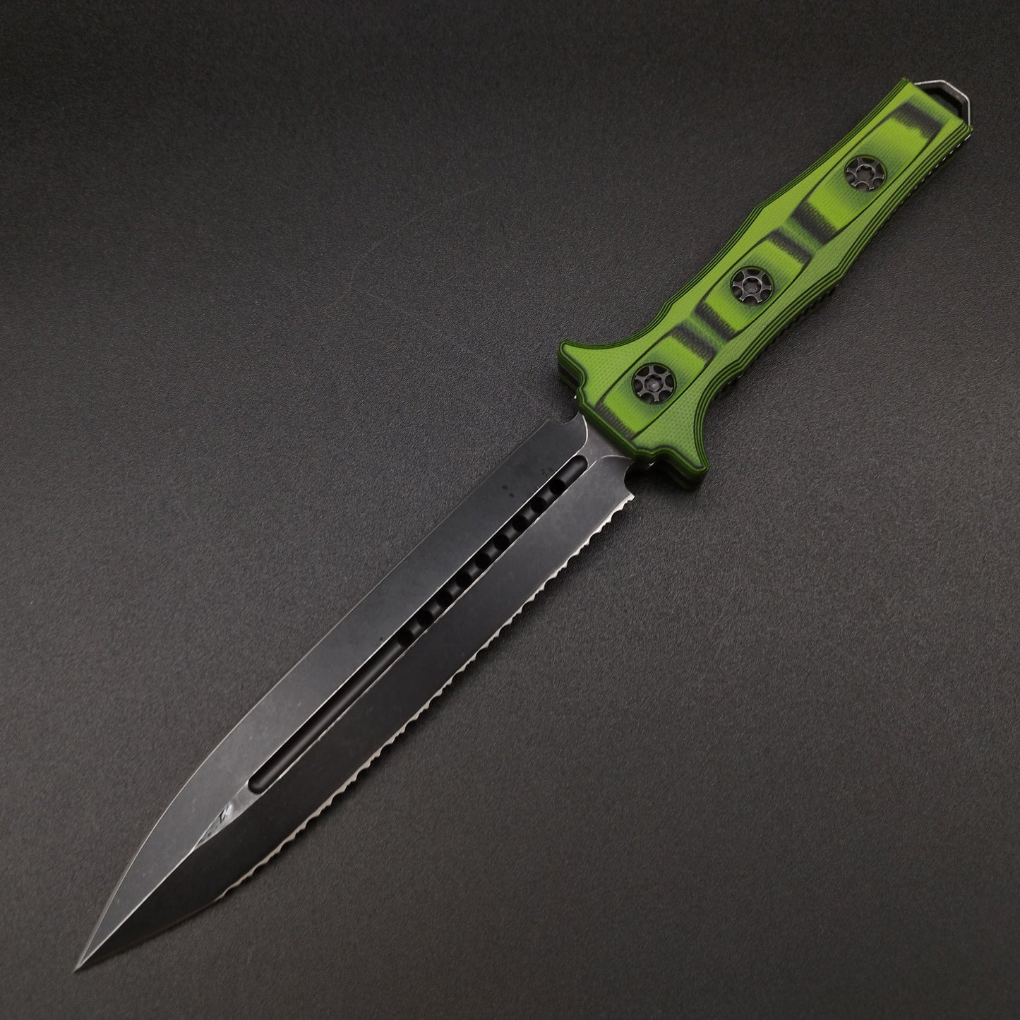 Heretic Knives -    Nephilim Fixed Blade Green/Black 2