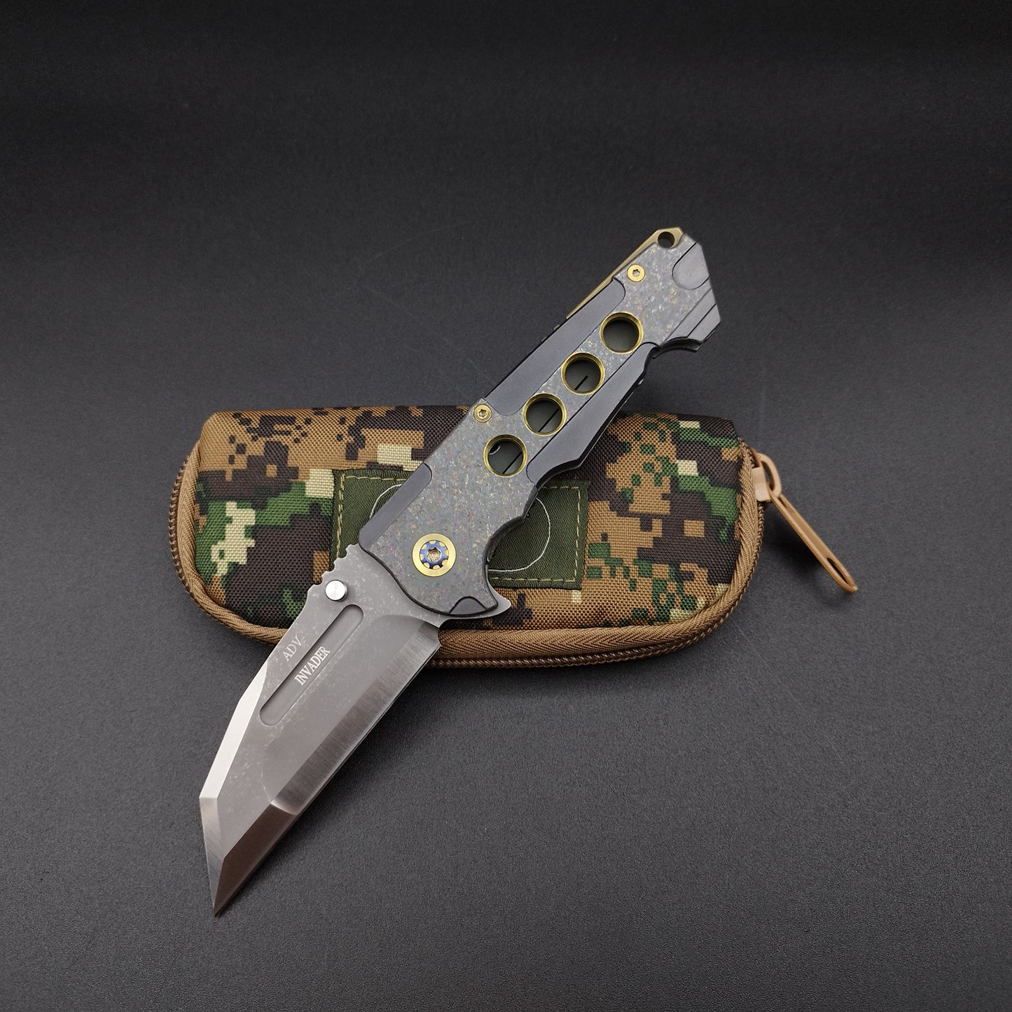 ADV Invader, Gold Blasted, S-35VN 1