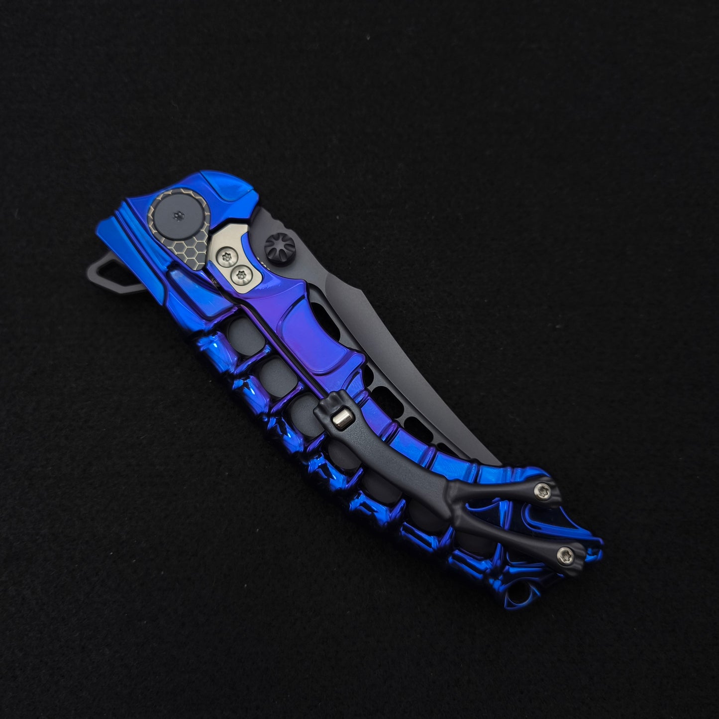 ADV Scavenger Gen 2, Integral Titanium Handle, Blue anodized, black M390 5