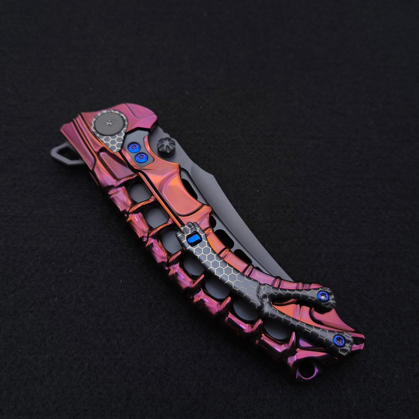 ADV Scavenger Gen 2, Integral Titanium Handle, Cherry anodized, black M390 5