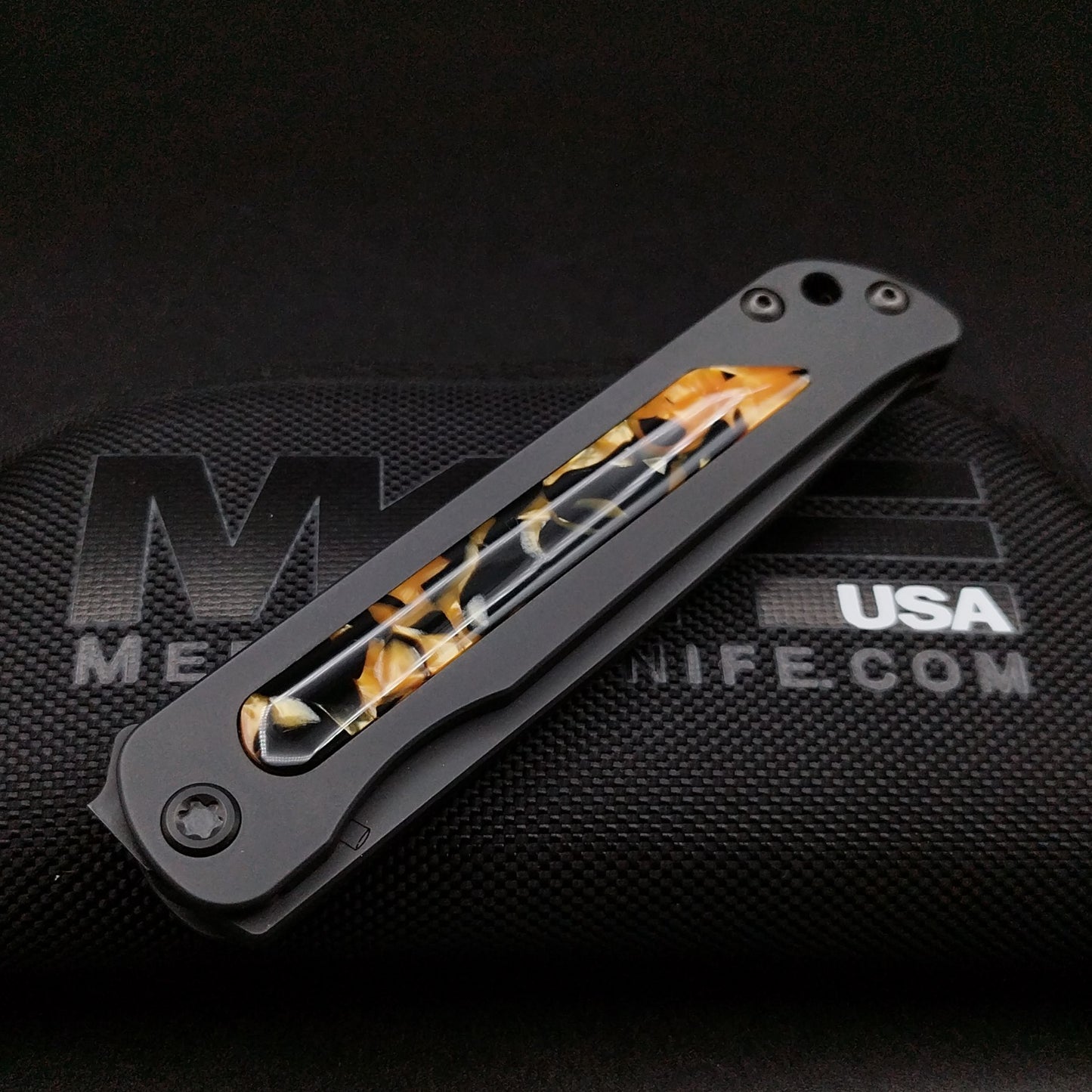 Medford T-Bone, DLC Tanto Blade, Tortoise Shell Inlay, S45VN