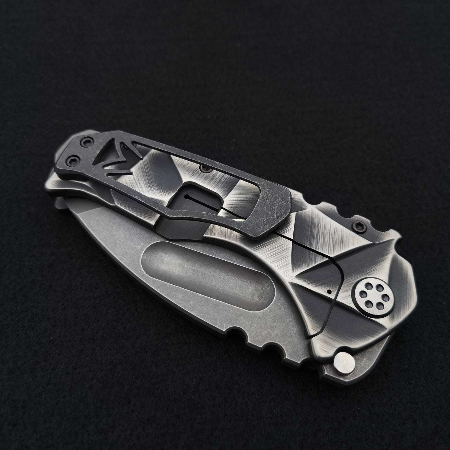 Medford Praetorian Ti Acid Distressed Tanto, Black and Silver Stained Glass 5