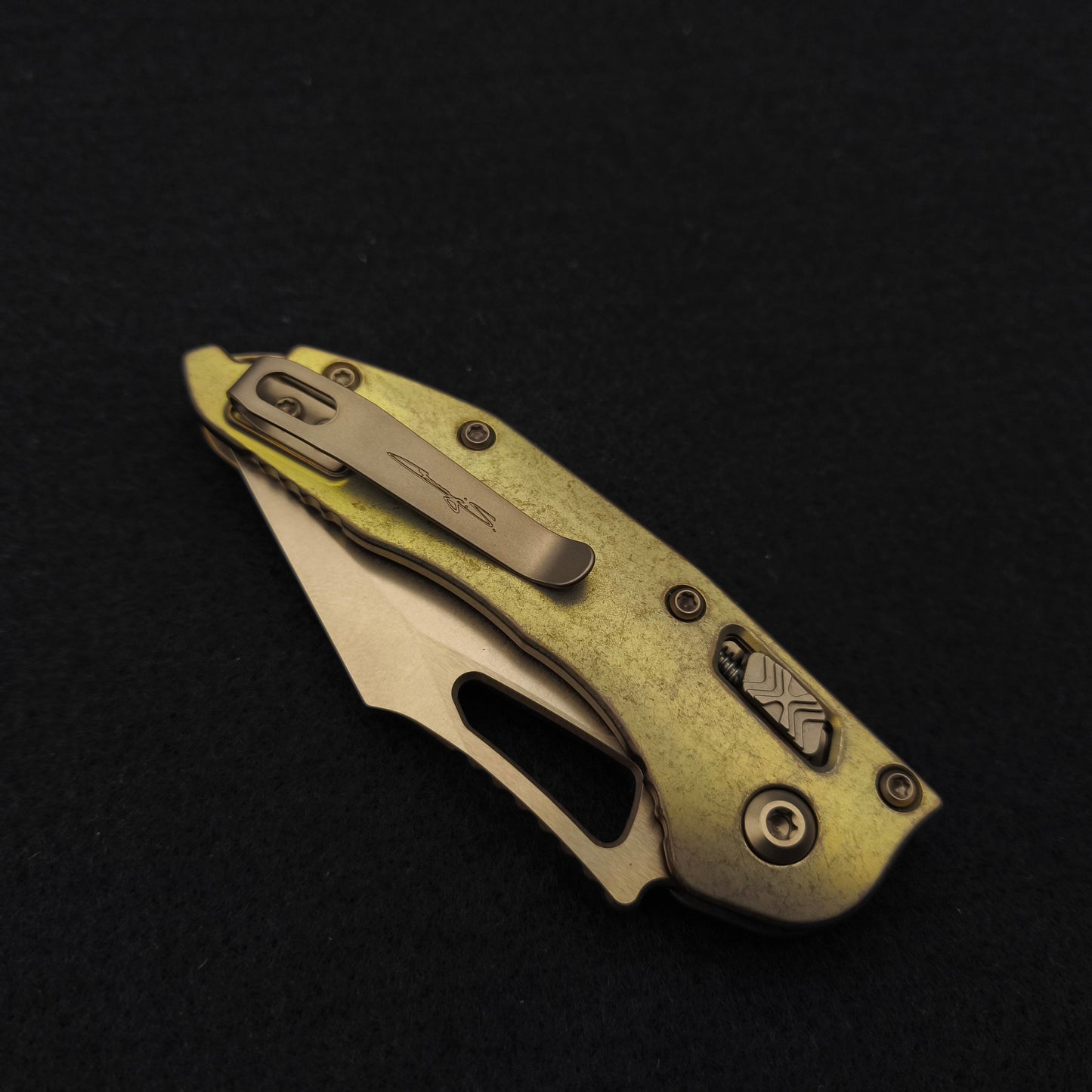 Microtech M-Stitch Ram Lok Bronzed Stonewash, Antique Gold Marfione Select
