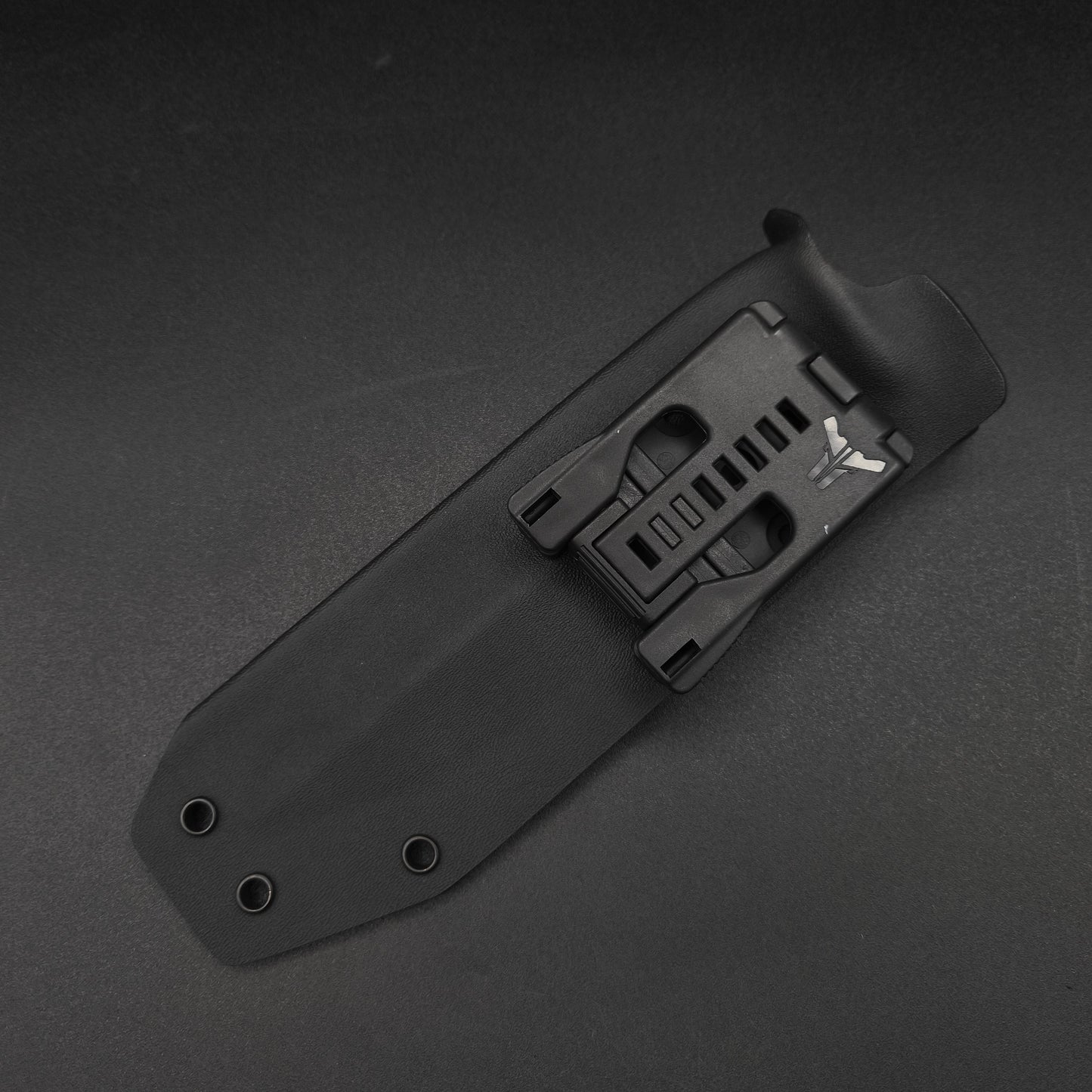 Medford Jungle Fighter Tumbled, Black G-10