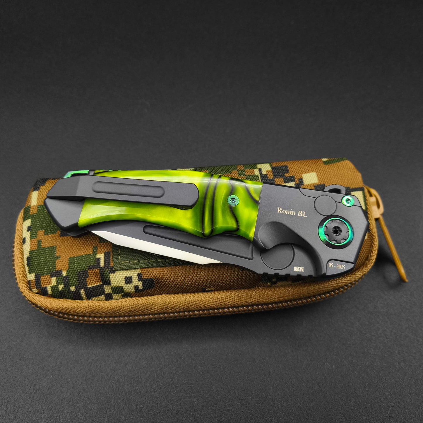 ADV Ronin Kalgard Titan Green Kirinite, Anodized Hardware 4