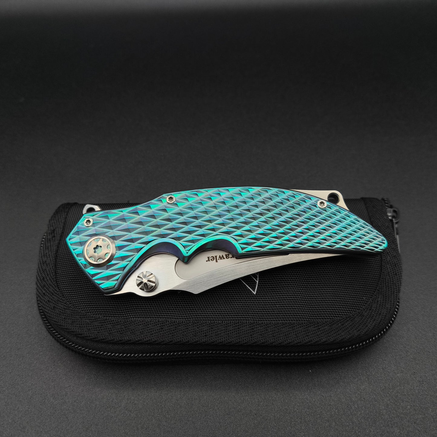 ADV Brawler Titanium Diamonds Green Anno
