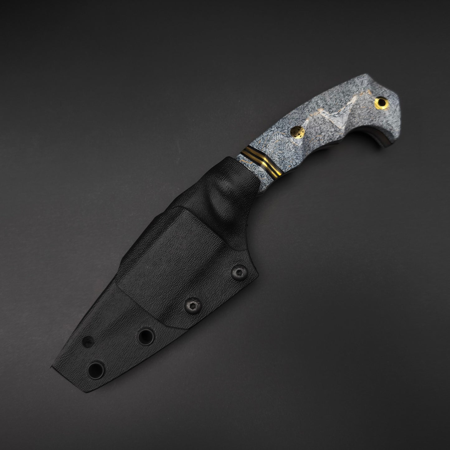 Half Face Blades HUMINT 3" Shred Carbon, Black G10, Earth G10 and Brass Split 4