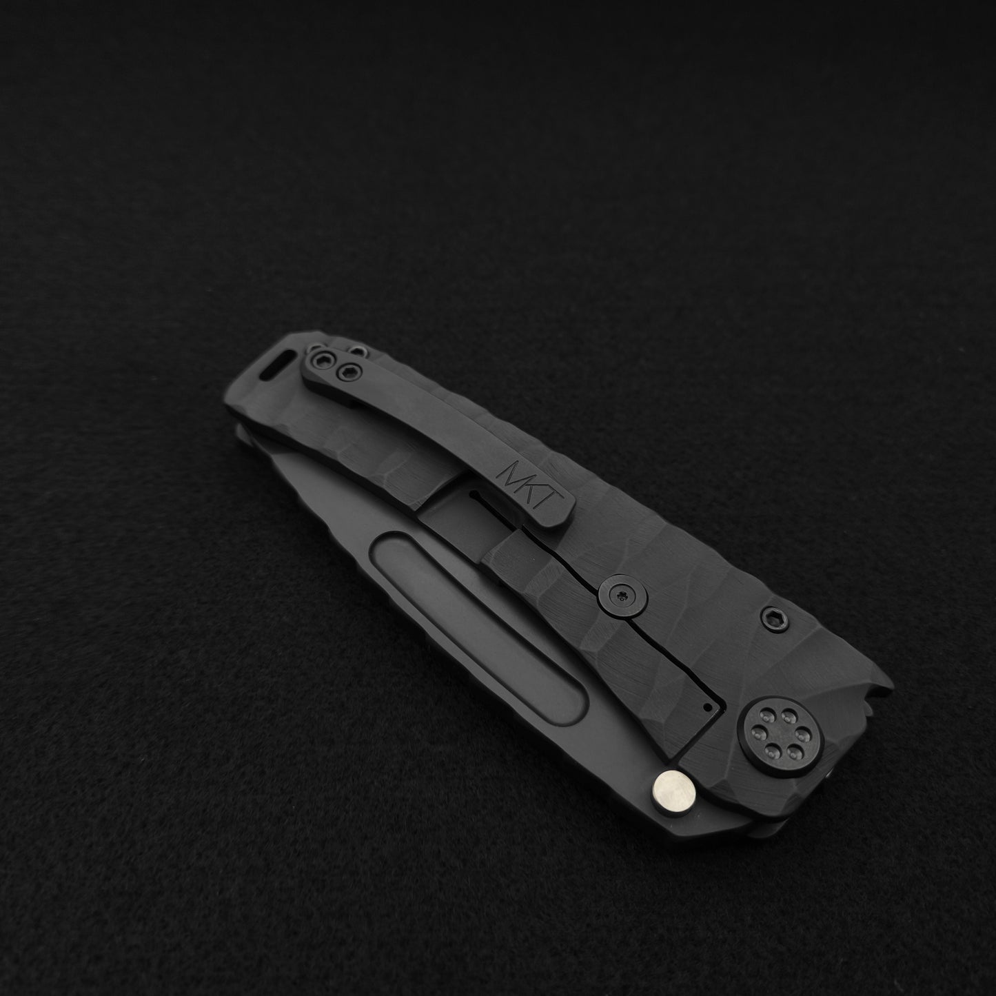 Medford Marauder, Full Size, Armadillo DLC Tanto, Black DLC Predator
