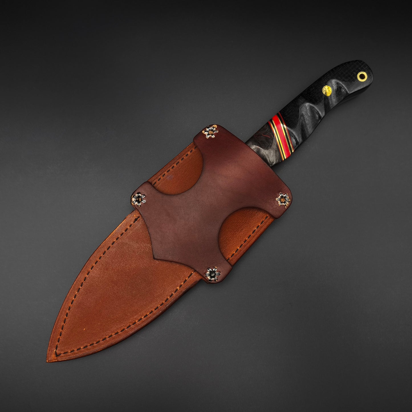 Half Face Blades Crow Scout Drop Point, Red Dark Matter Carbon, Brass Split, Black Burlap Micarta 5