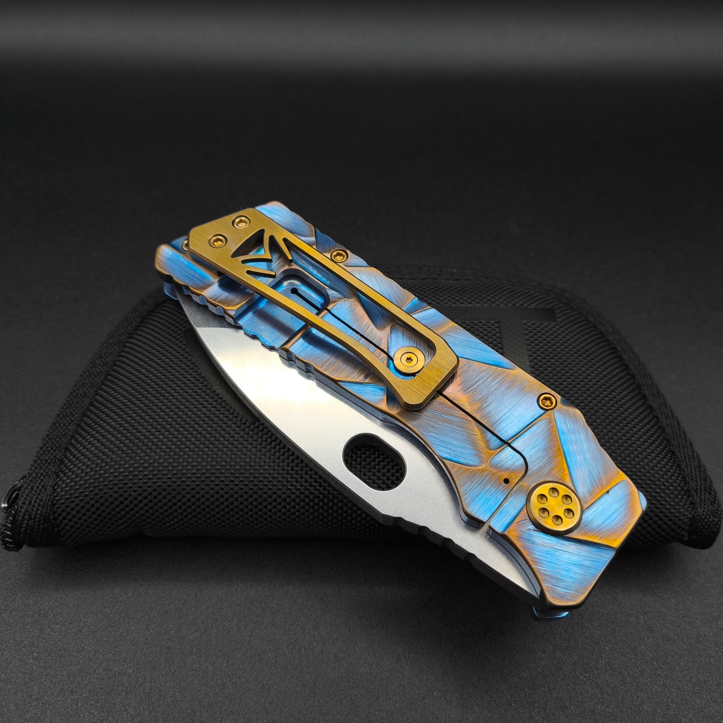 Medford Fat Daddy MagnaCut, Blue with Bronze Stained Glass 4