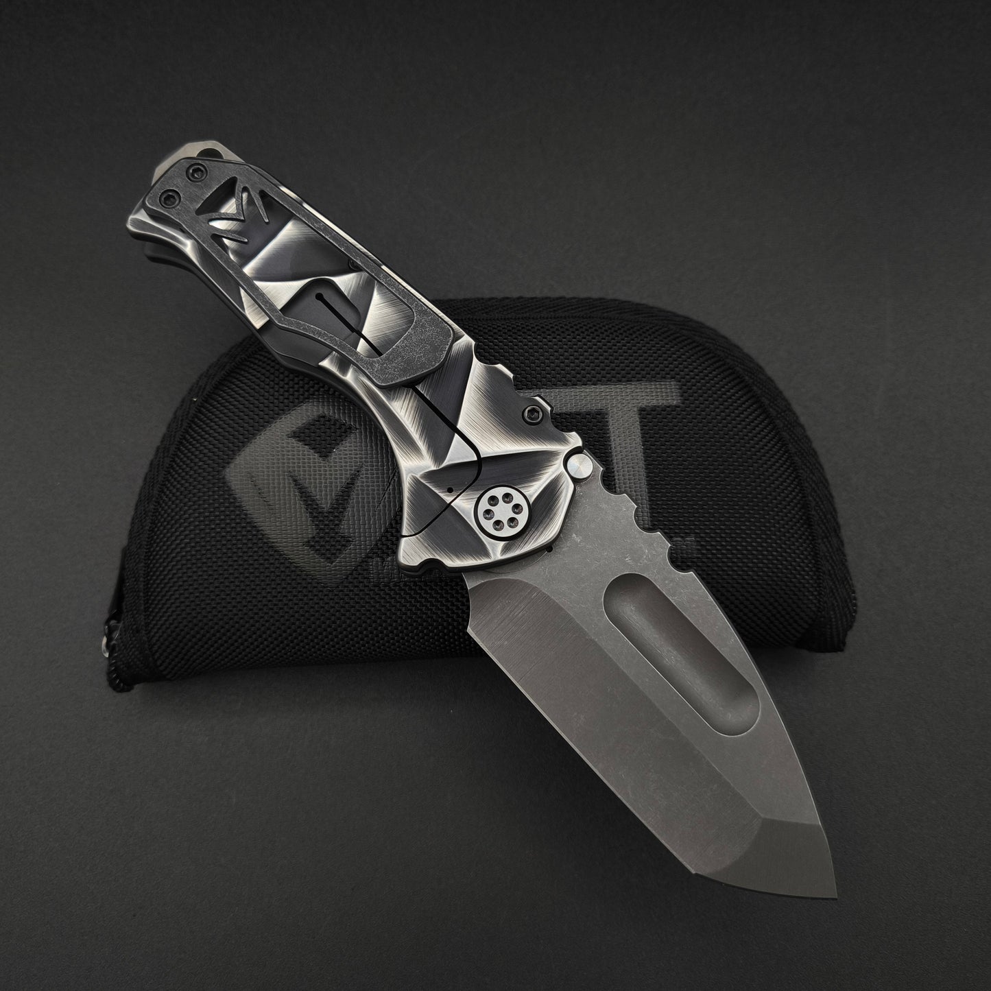 Medford Praetorian Ti Acid Distressed Tanto, Black and Silver Stained Glass 2