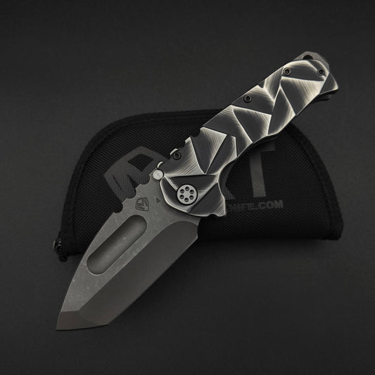 Medford Praetorian Ti Acid Distressed Tanto, Black and Silver Stained Glass 1