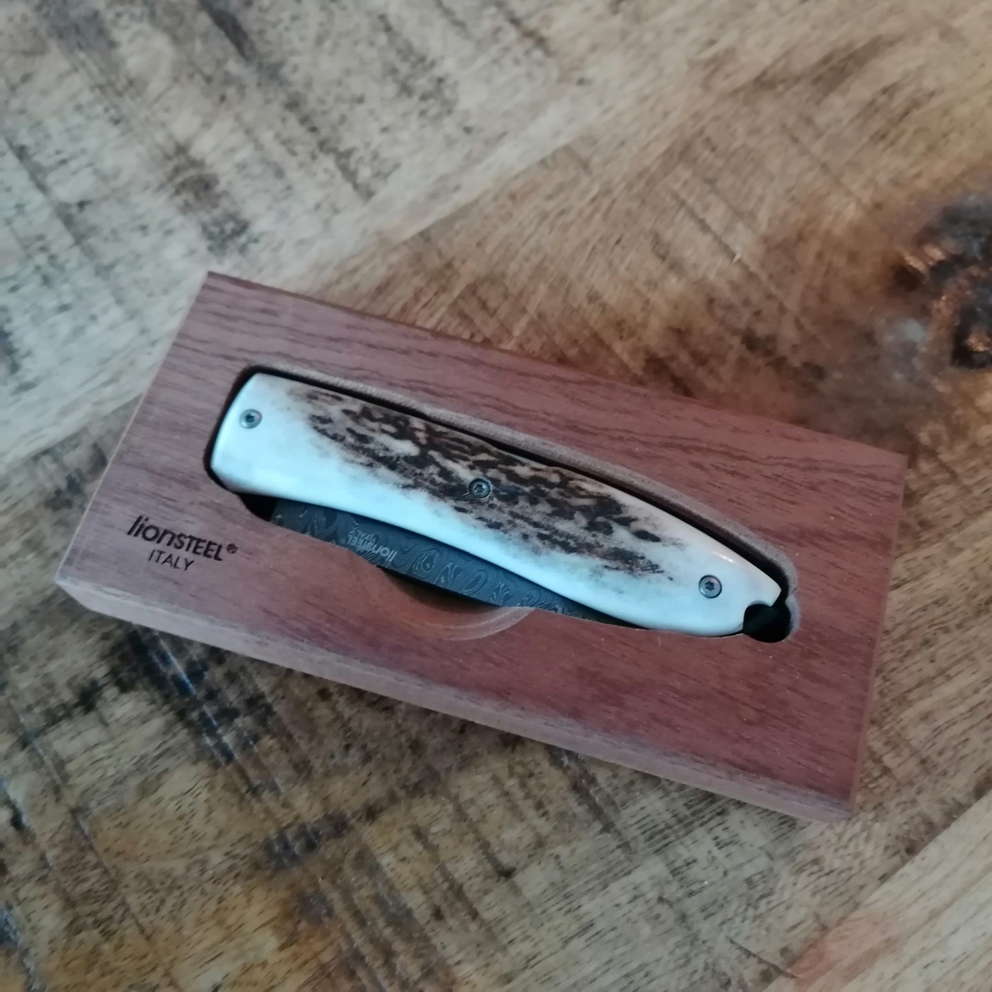 LionSteel 8800D CE Opera Damascus 3