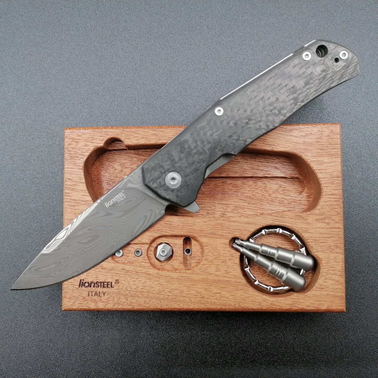 Lionsteel T.R.E. Damascus THOR 3