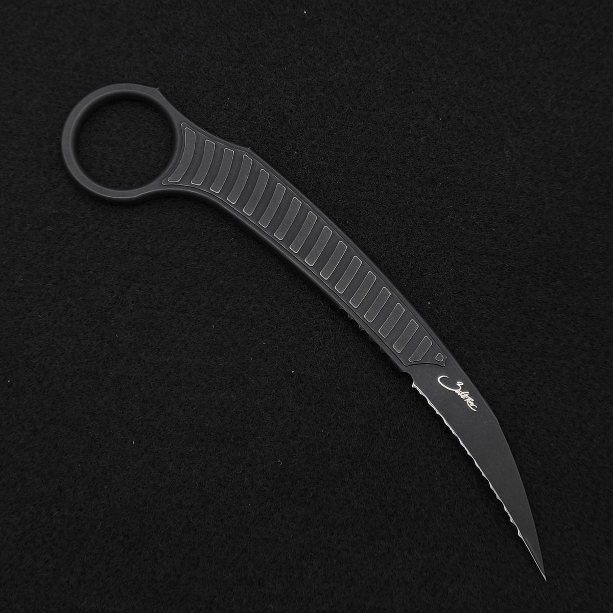 Microtech Knives Feather S/E Distressed Black Full Serrated 2