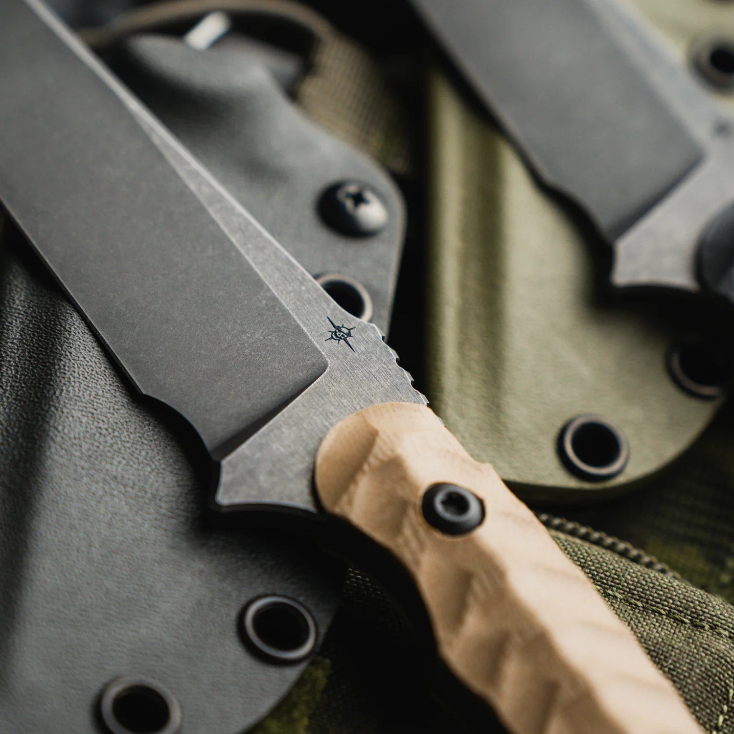 Toor Knives Brauler Omaha Tan 7