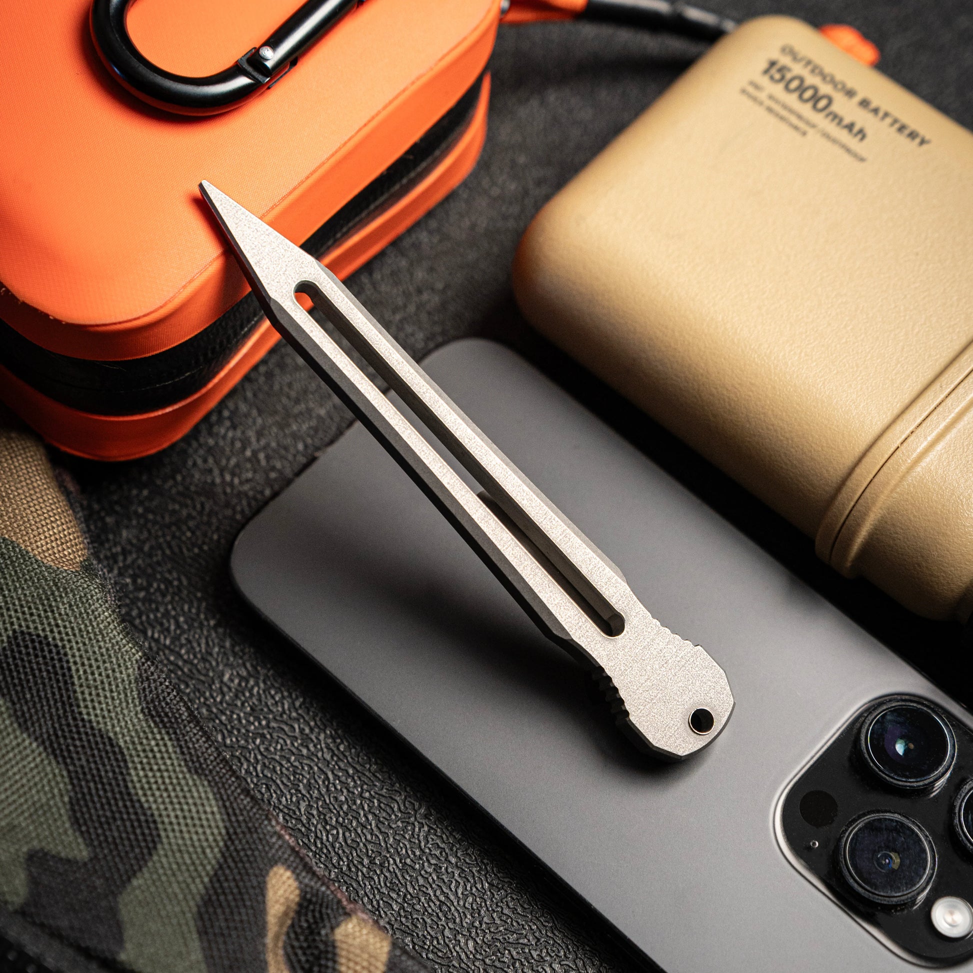 Toor Knives - The Hard Drive 5