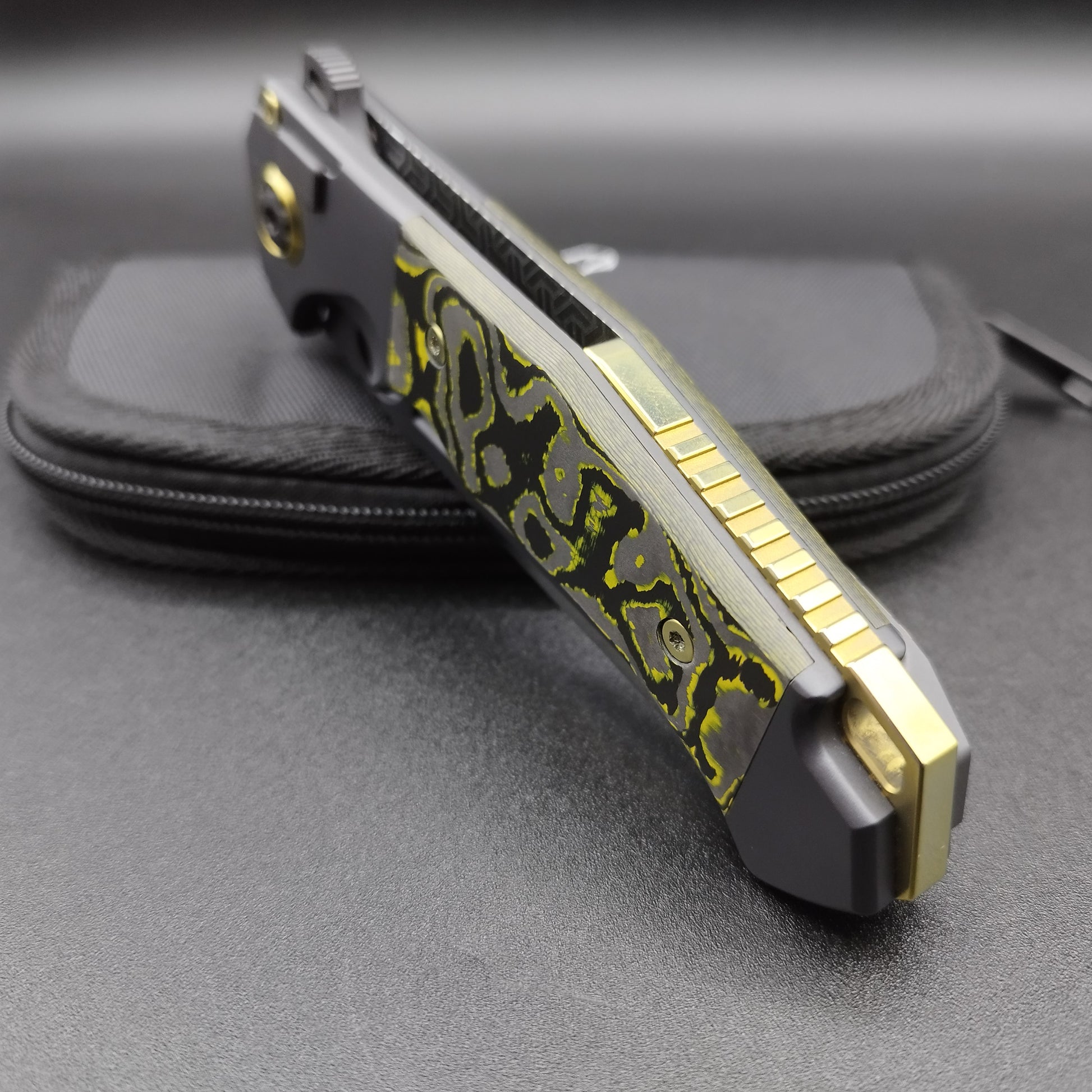 ADV Ronin Kalgard Titan Yellow Carbon Fibre Custom Laser Art 7