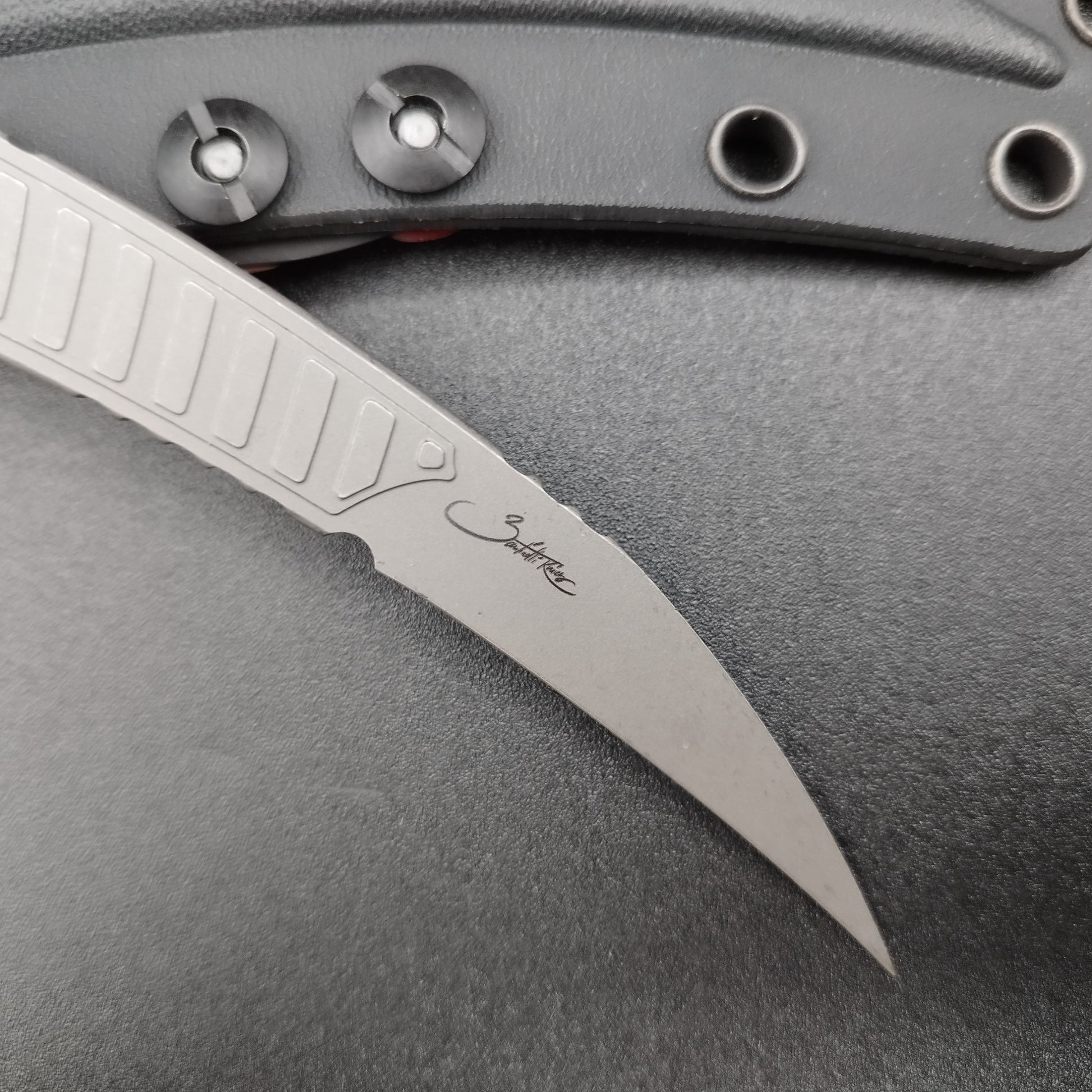 Microtech Knives Feather Apocalyptic 3