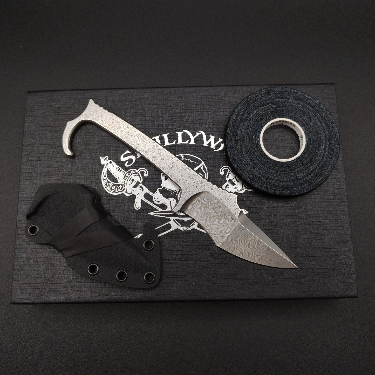 Skallywag Tactical MDV PLUS ONE, Damascus - Special Edition + Griptape *BLEM* 1