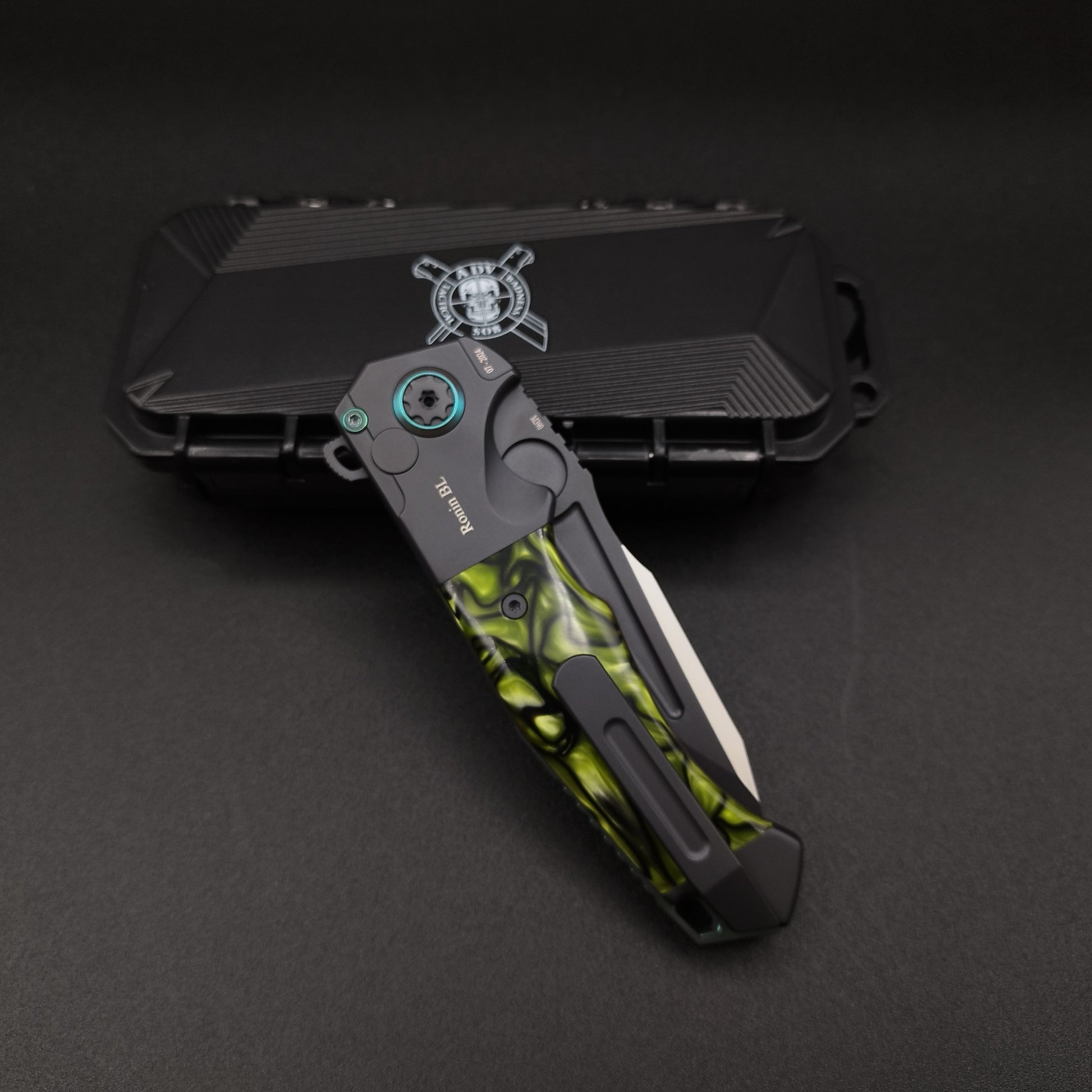 ADV Ronin Kalgard Titan Green Kirinite, anodized hardware, S35VN 4