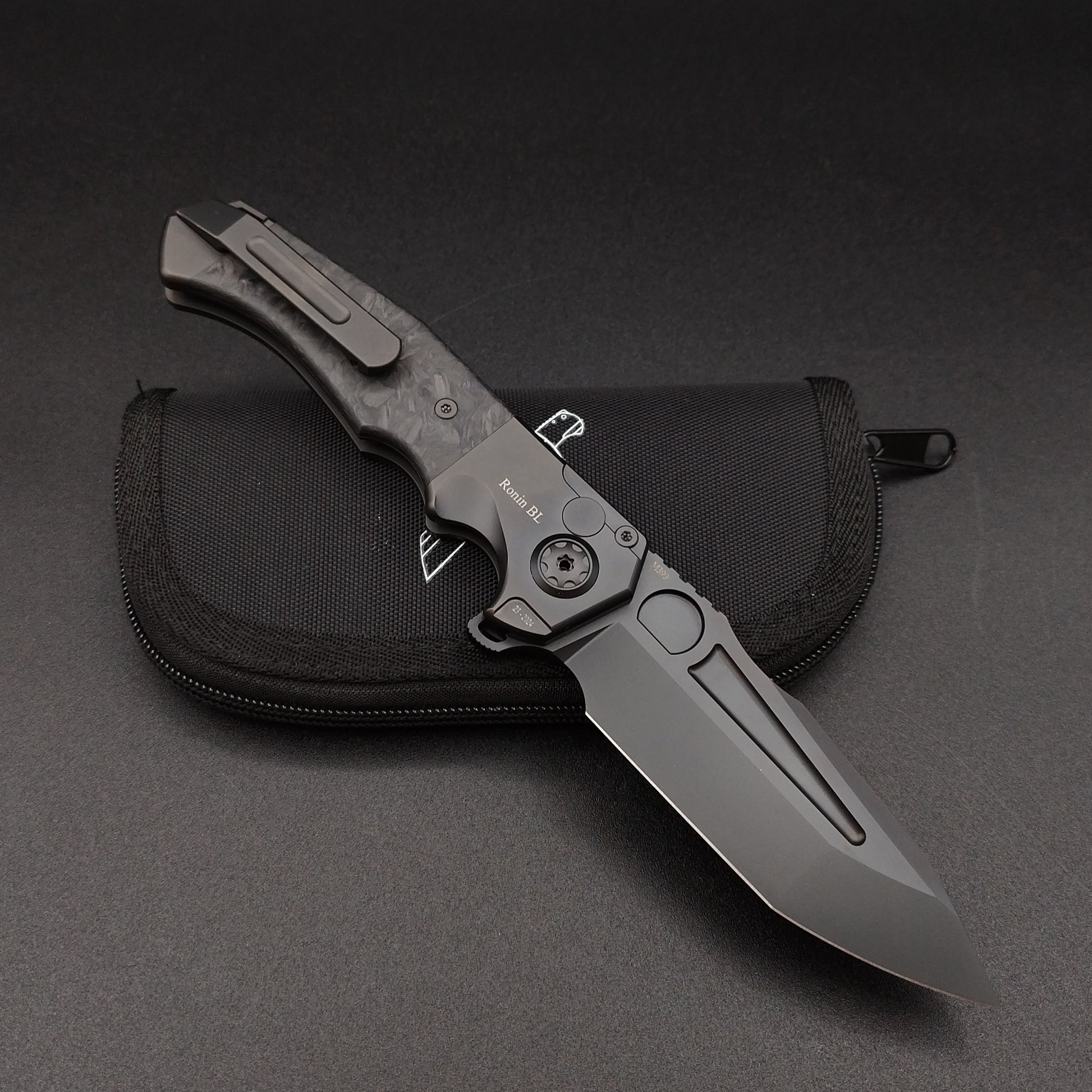 ADV Ronin All Black Titan Carbon Fibre 2