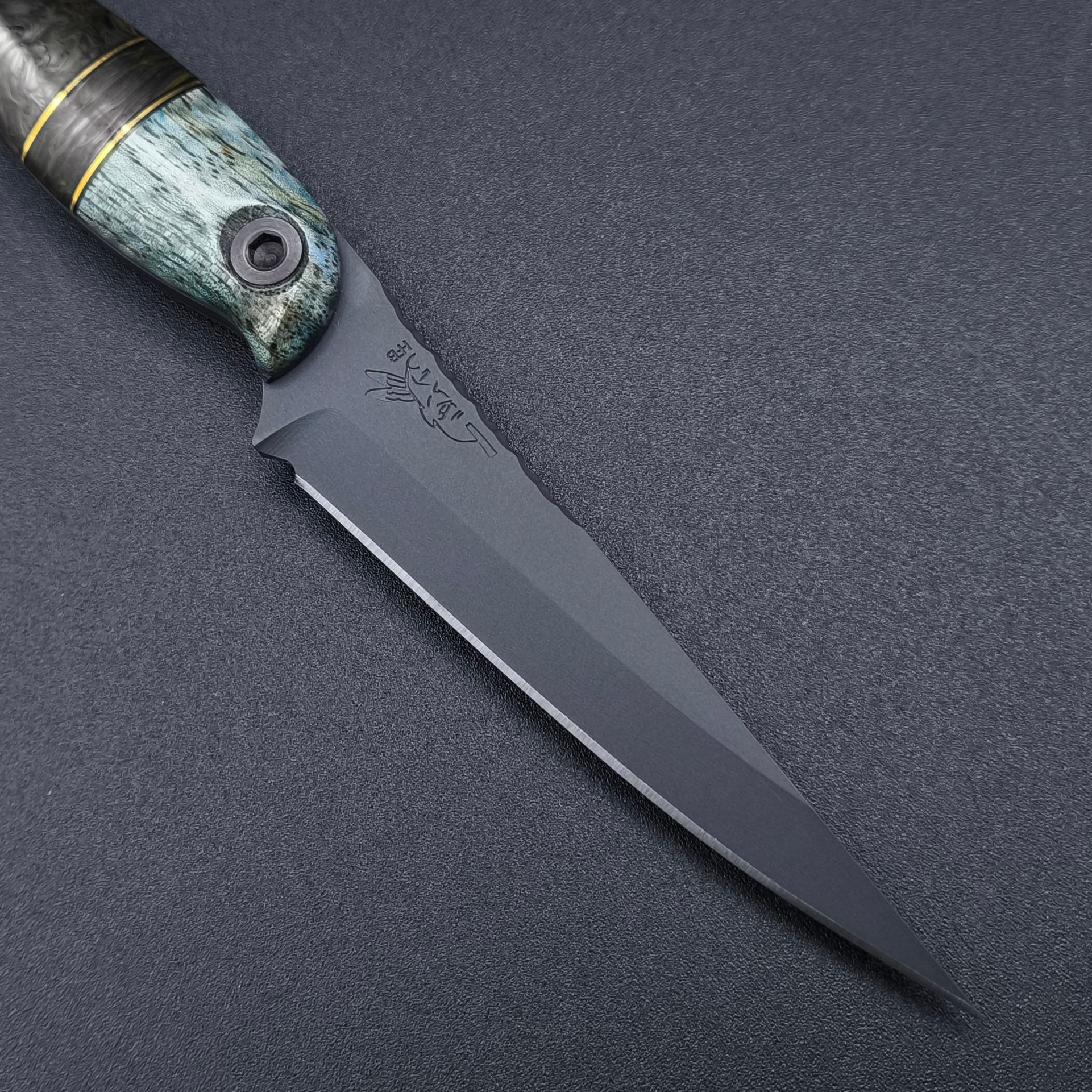 Half Face Blades Congressman Dyed Curly Mango, Green Dark Matter Carbon 3