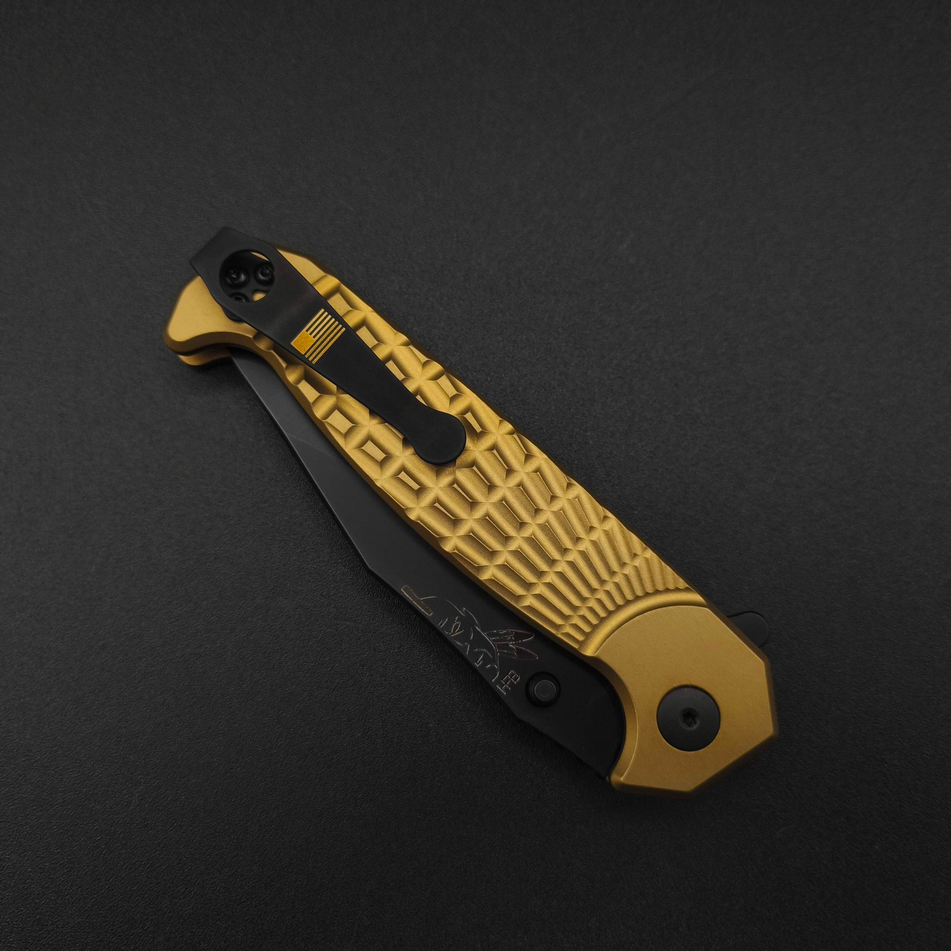 Half Face Blades Crow Folder, Anodized FDE frame, nitride black blade 4
