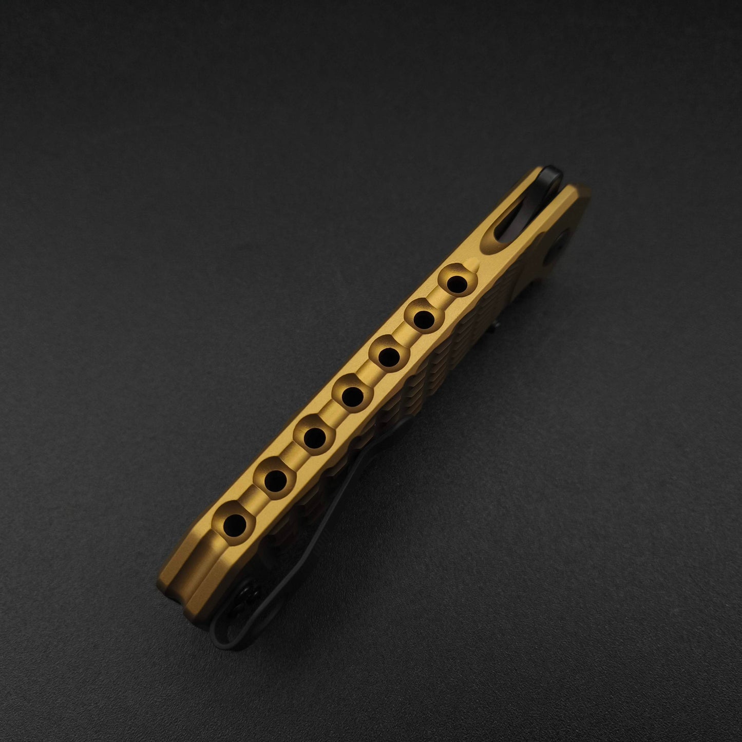 Half Face Blades Crow Folder, Anodized FDE frame, nitride black blade 5