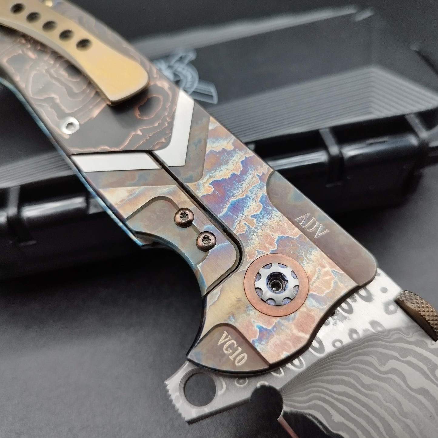 ADV TRAILBOSS *PREMIUM EDITION* VG10-DAMASCUS-CF ACID RAIN