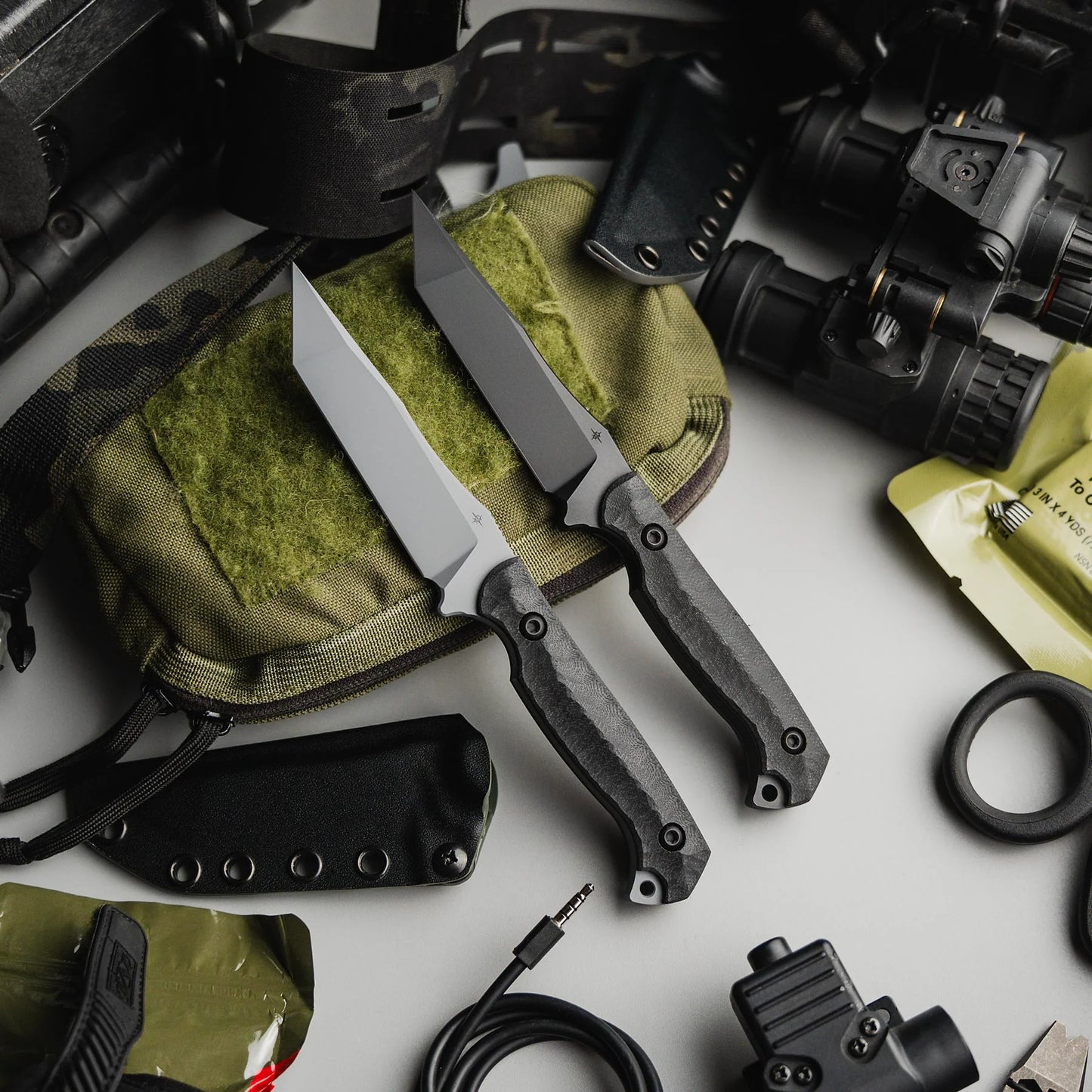 Toor Knives Krypteia T Phantom Grey