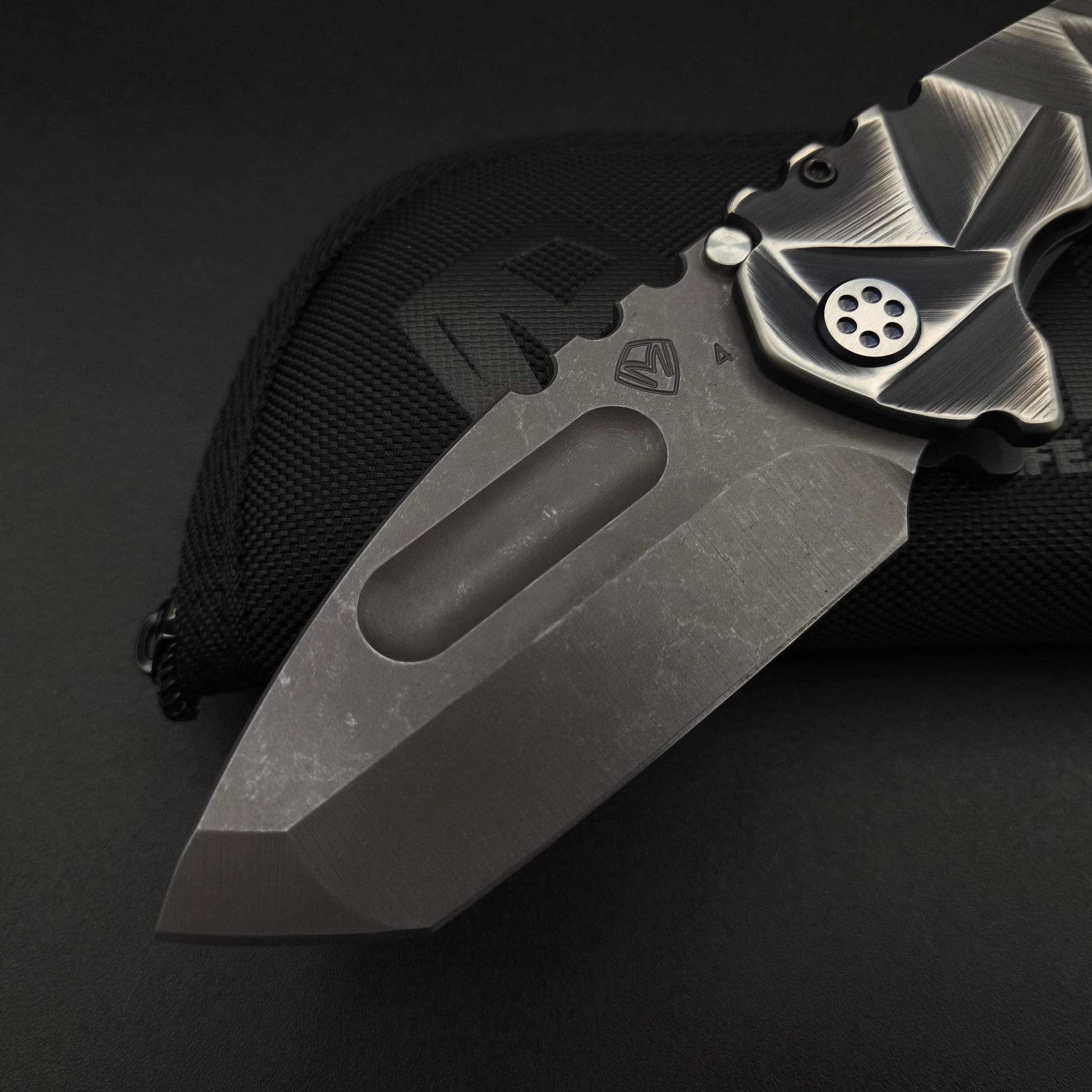 Medford Praetorian Ti Acid Distressed Tanto, Black and Silver Stained Glass 3