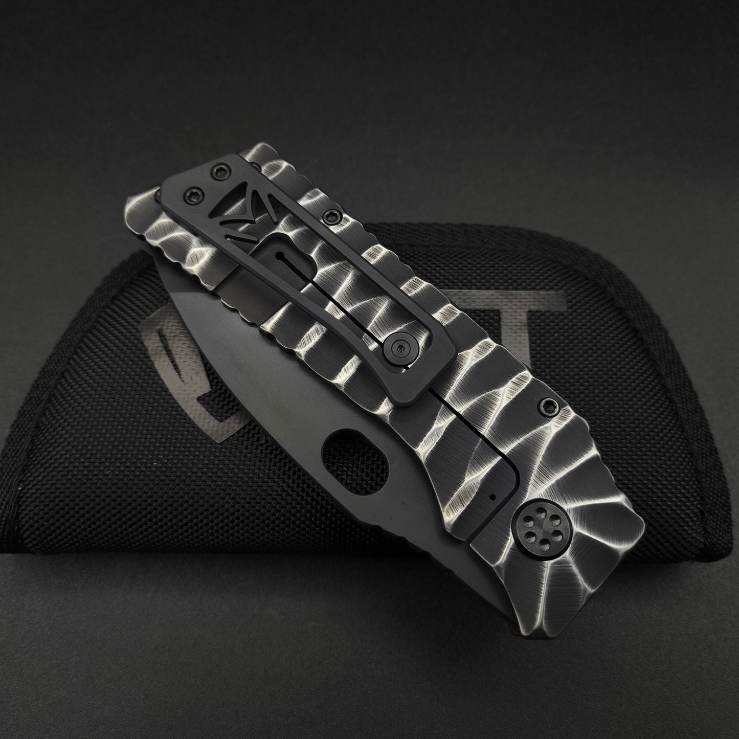 Medford Fat Daddy MagnaCut DLC, Black with Silver Predator 4