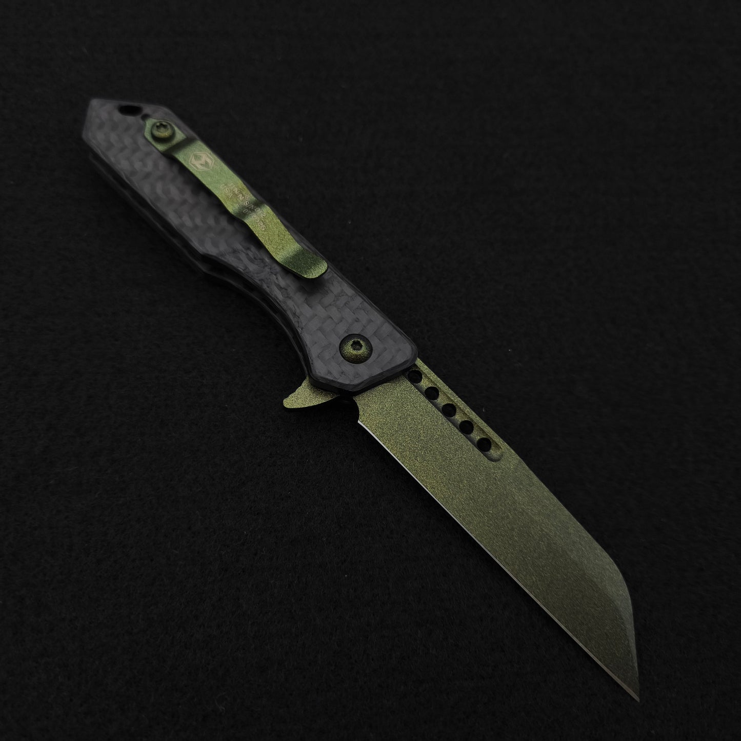 Heretic Knives Jinn Button Lock Green Carbon Fiber