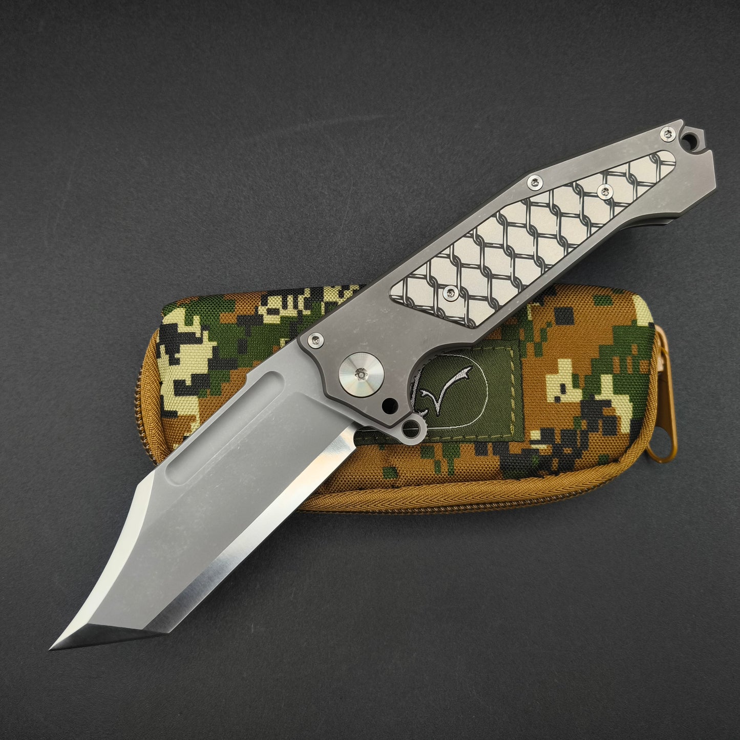 ADV Freak, Satin Titanium Border finish 1