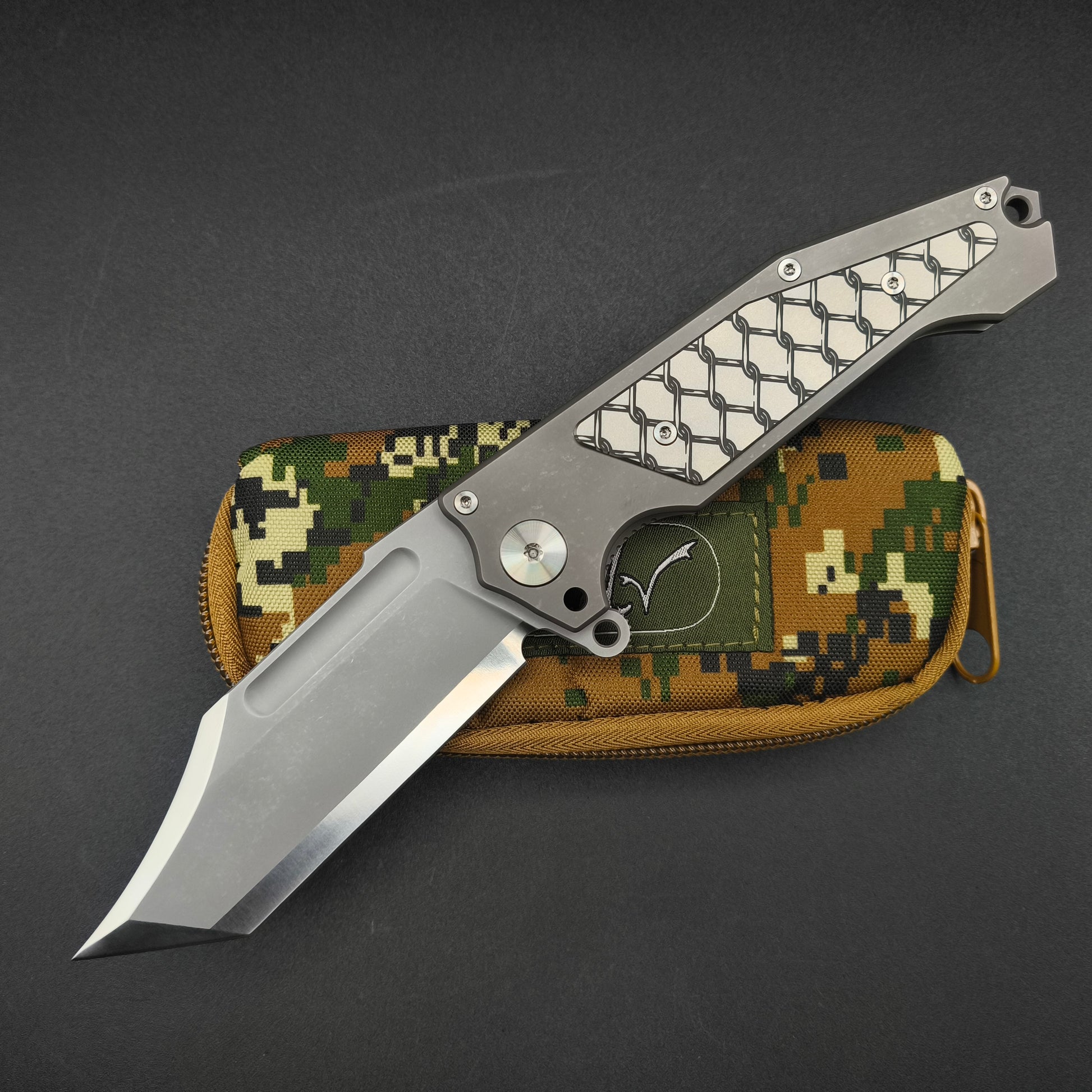 ADV Freak, Satin Titanium Border finish 1