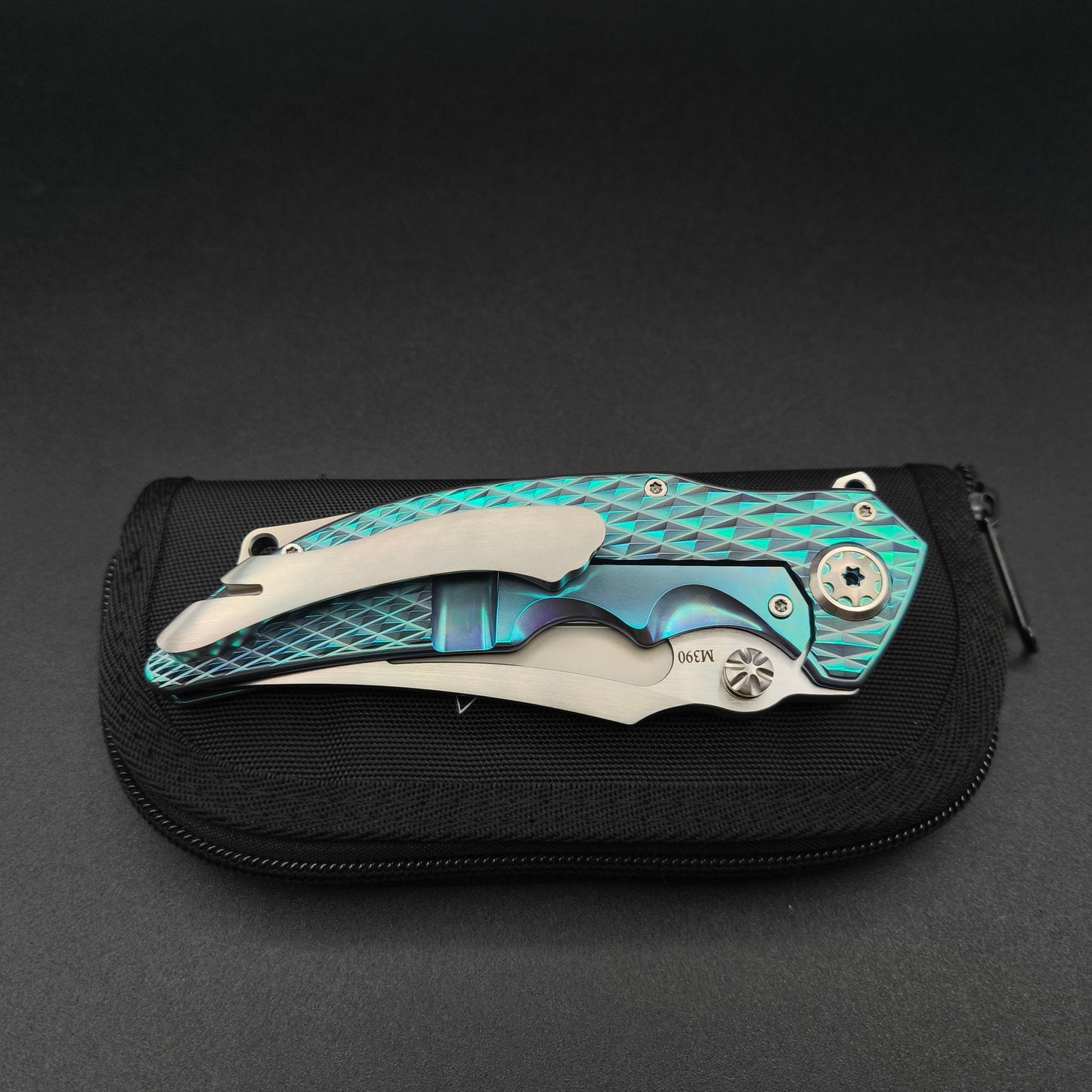 ADV Brawler Titanium Diamonds Green Anno