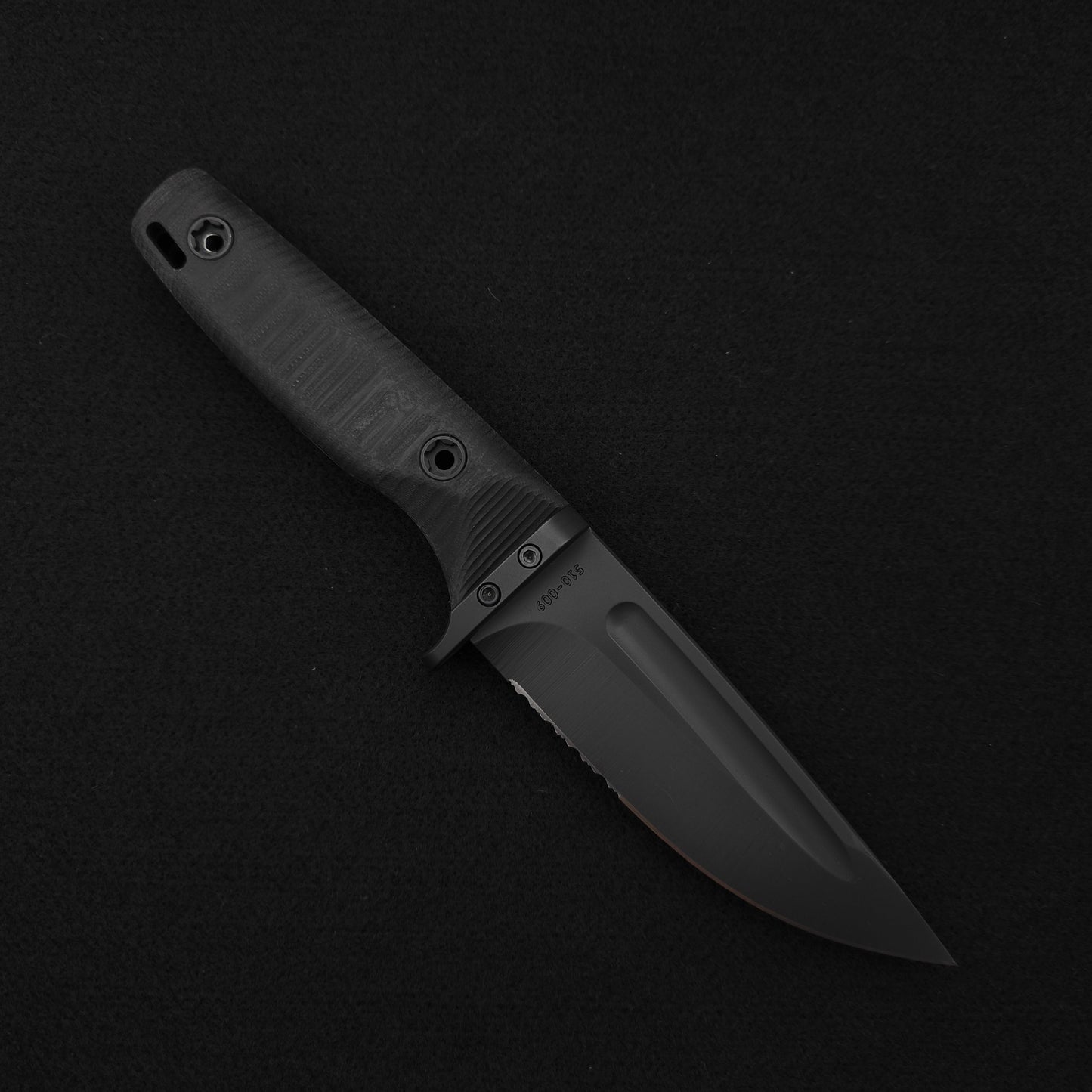 Medford The Deep Fixed Blade 20CV Serrated Black PVD Tauchermesser 2