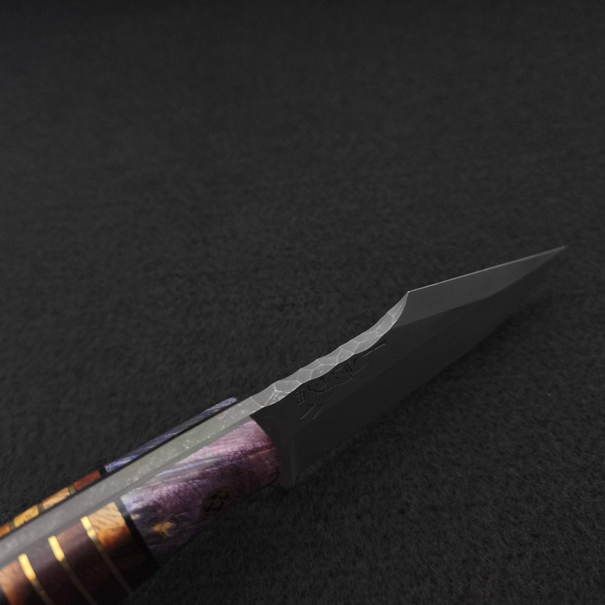 Half Face Blades Widow Maker JR, Dyed Maple, Hawaiian Curly Koa and Brass Split 4