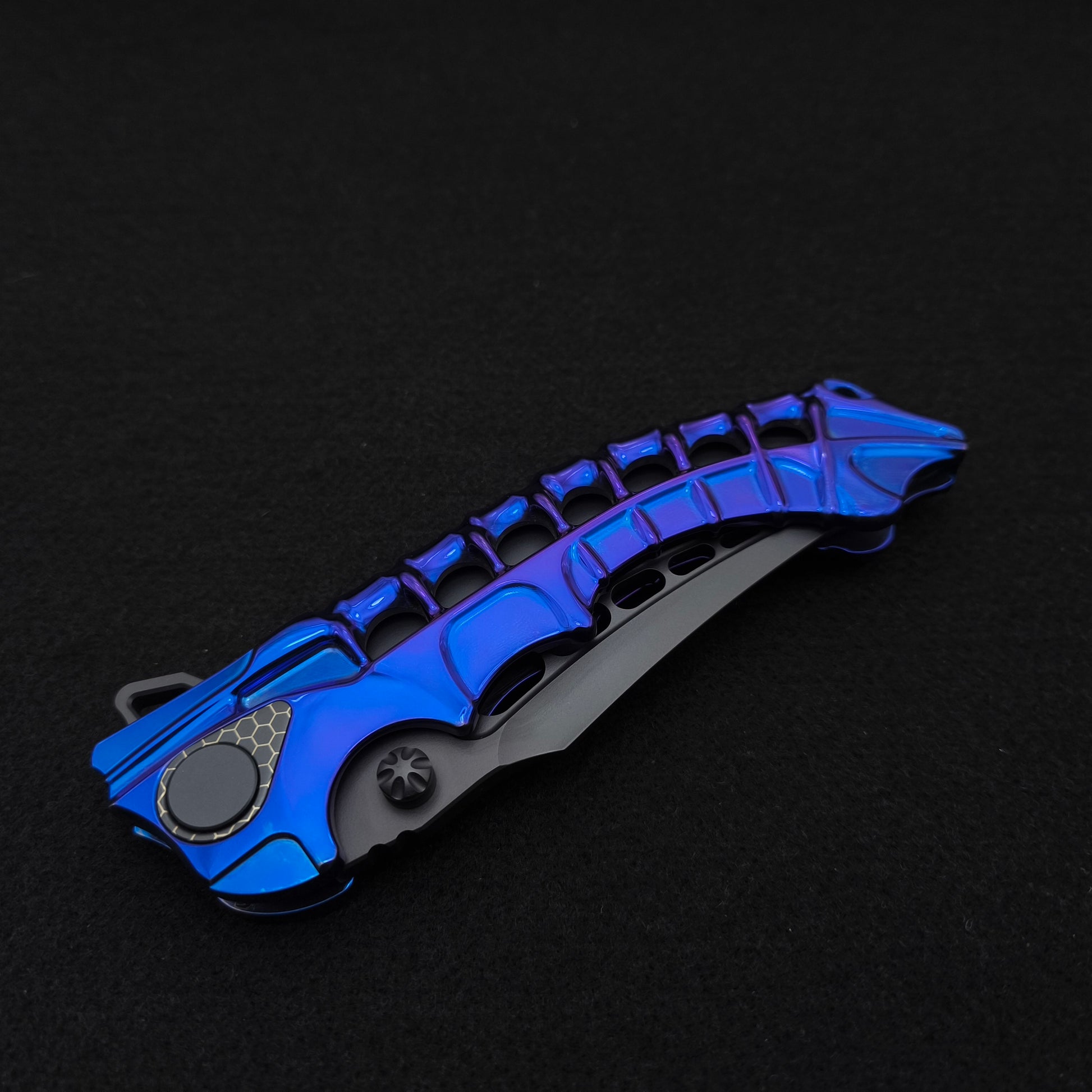 ADV Scavenger Gen 2, Integral Titanium Handle, Blue anodized, black M390 4