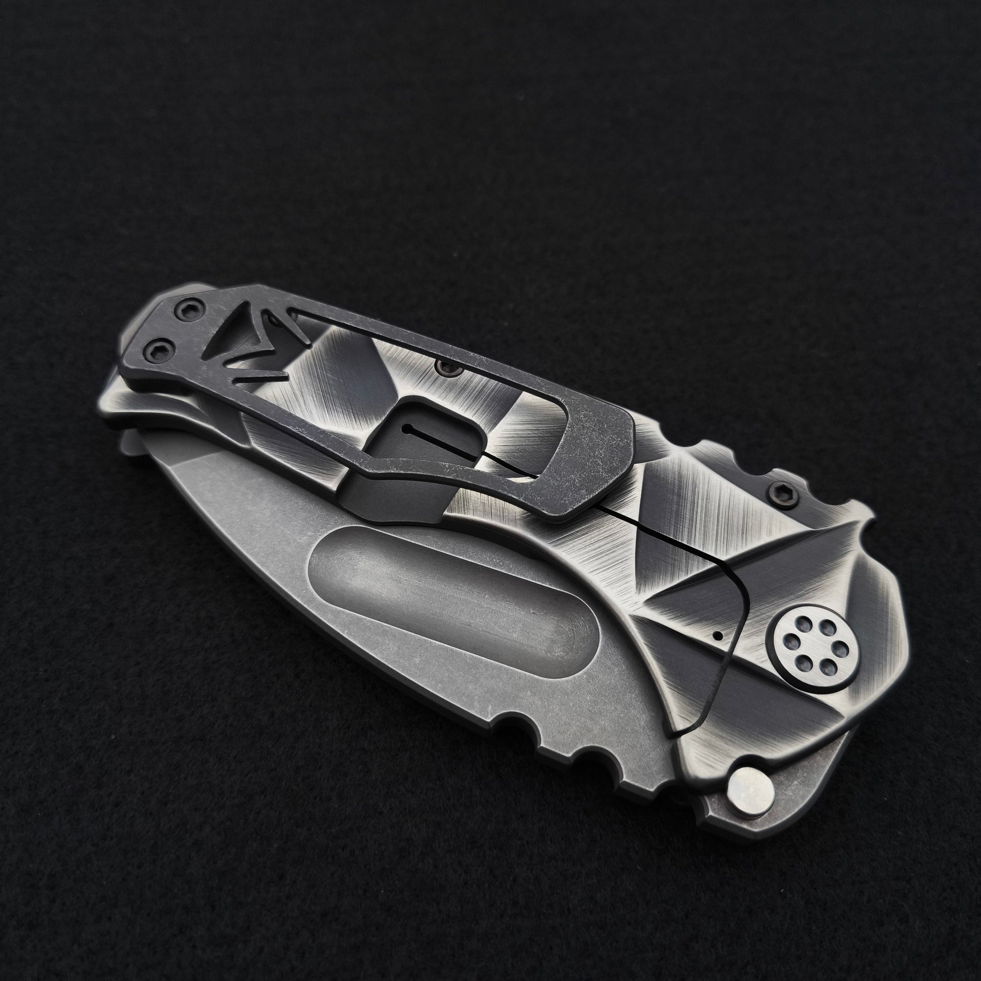 Medford Praetorian Ti Acid Distressed Tanto, Black and Silver Stained Glass 5