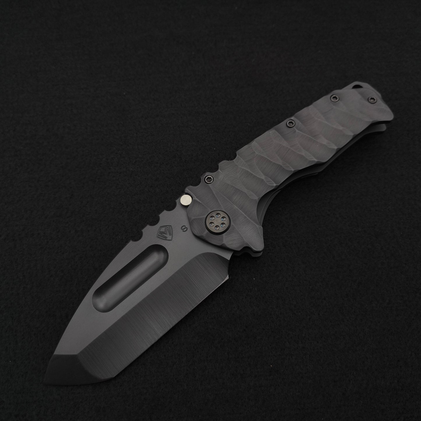 Medford Praetorian Ti, DLC Tanto, Black DLC Predator 1