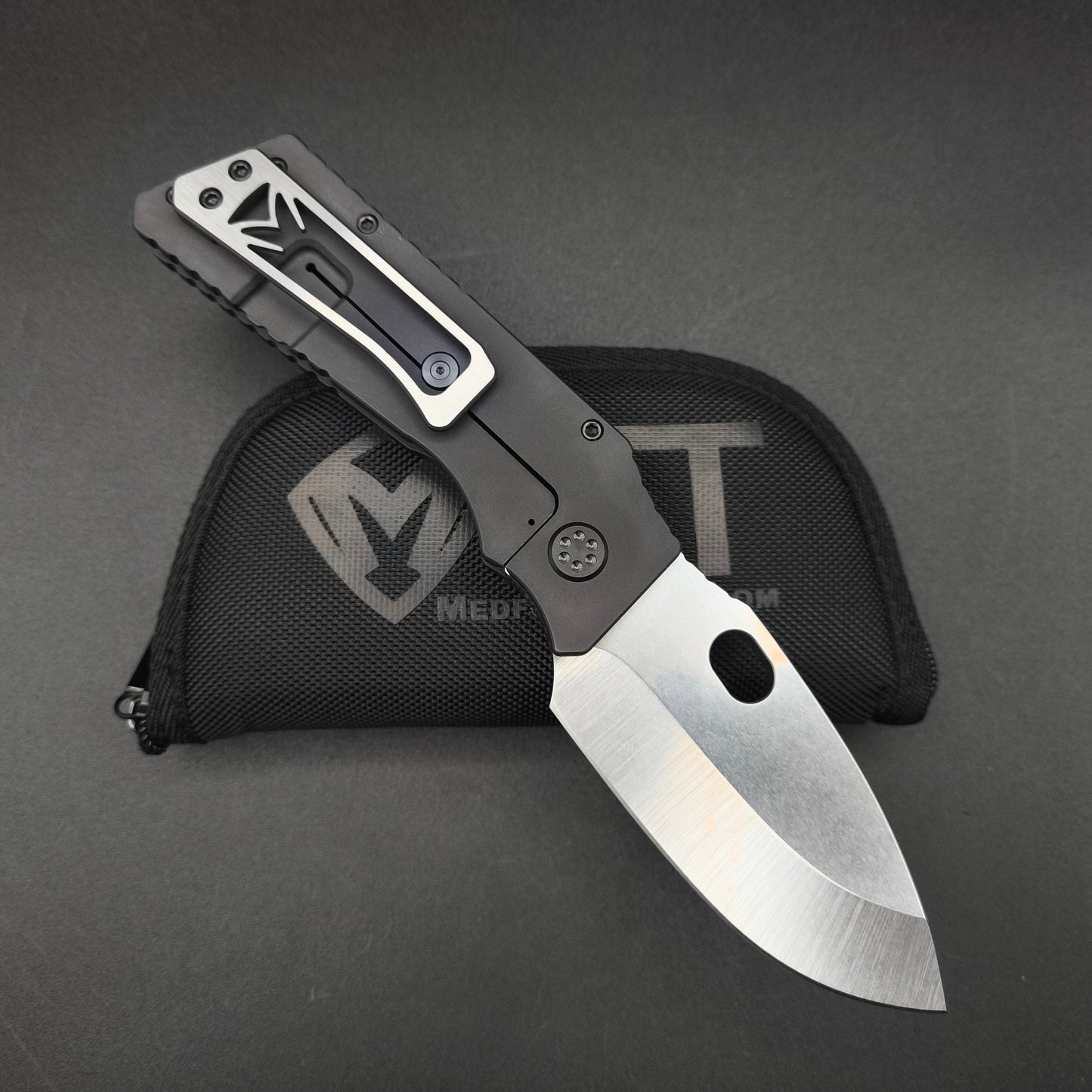 Medford Fat Daddy, Black and Silver Samurai Armor