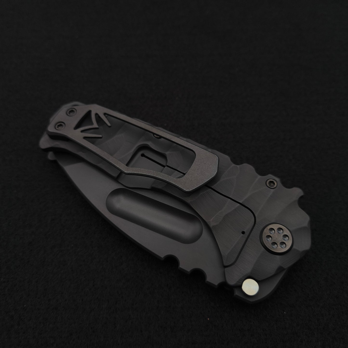 Medford Praetorian Ti, DLC Tanto, Black DLC Predator 5