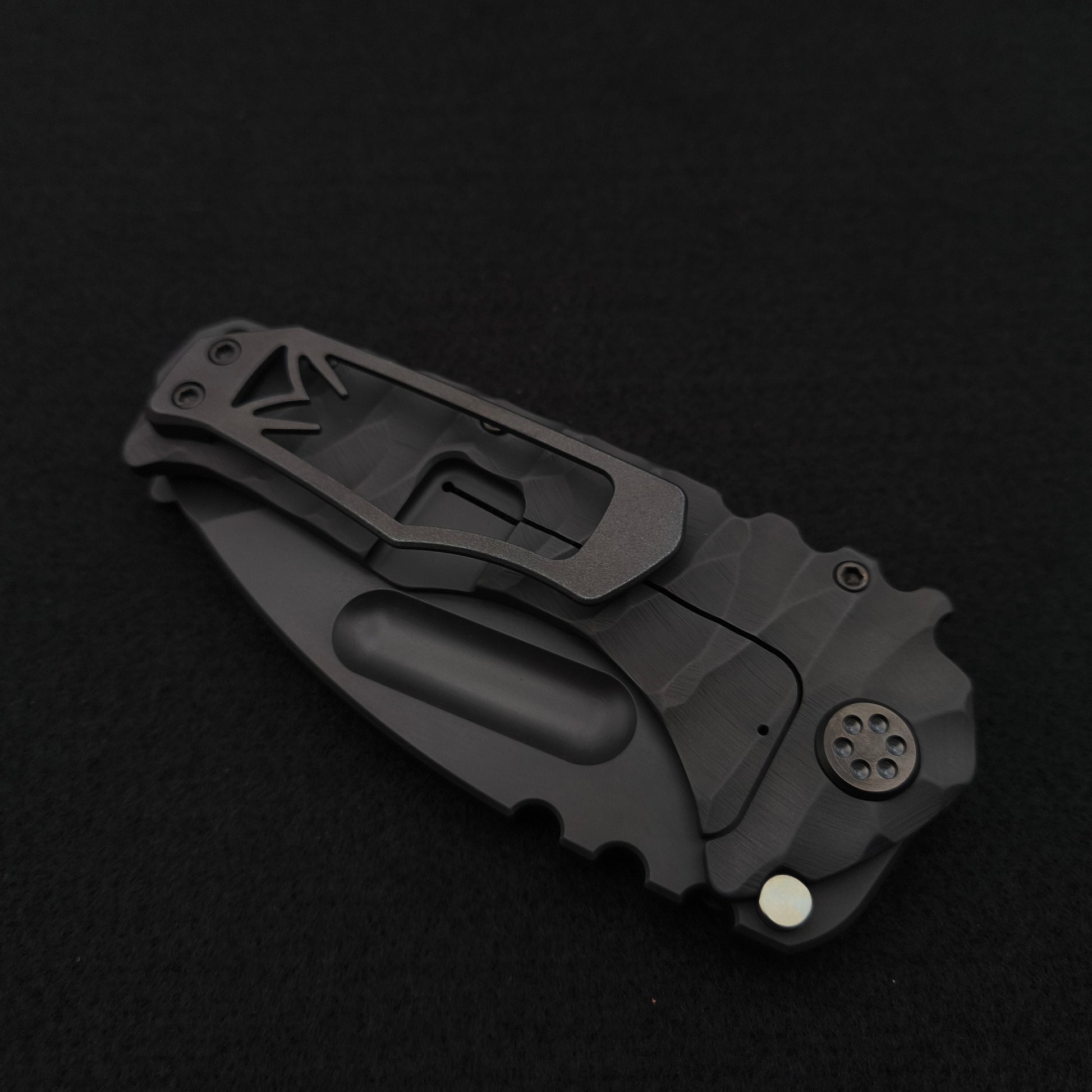 Medford Praetorian Ti, DLC Tanto, Black DLC Predator 5