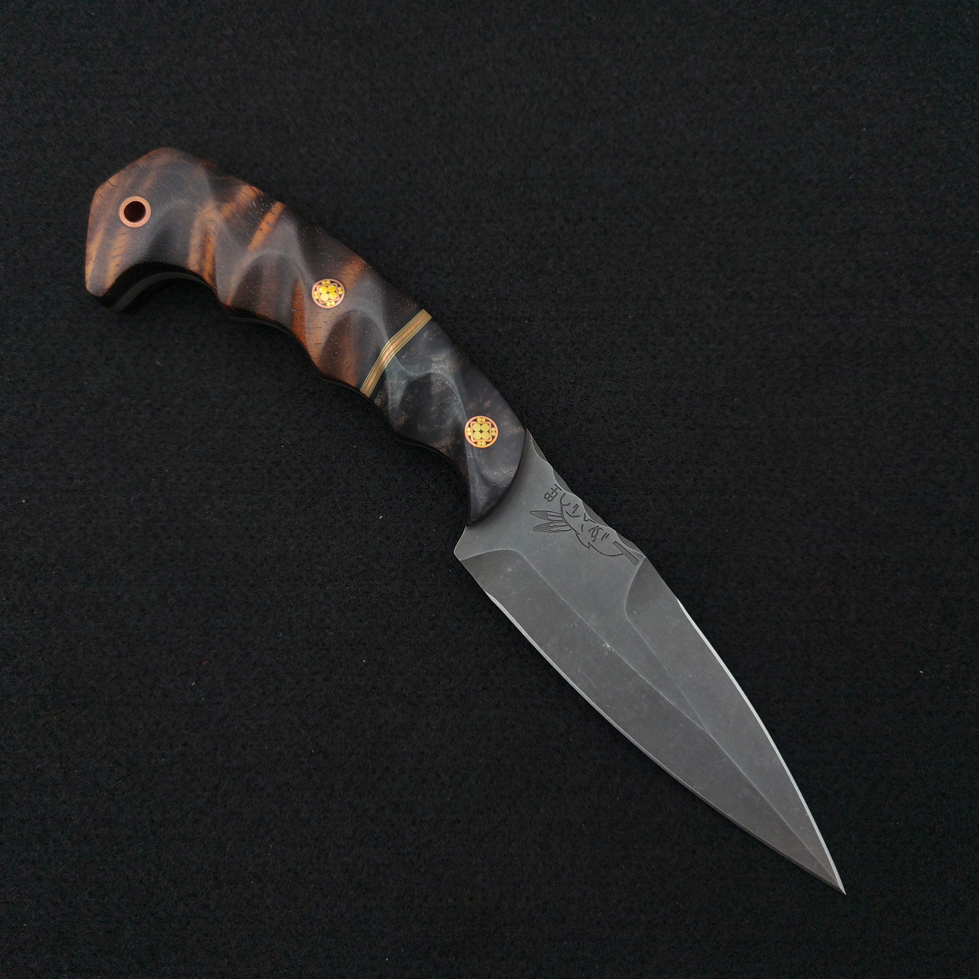 Half Face Blades HUMINT 4" Dyed Redwood, Brass, Hawaiian Curly Koa 1