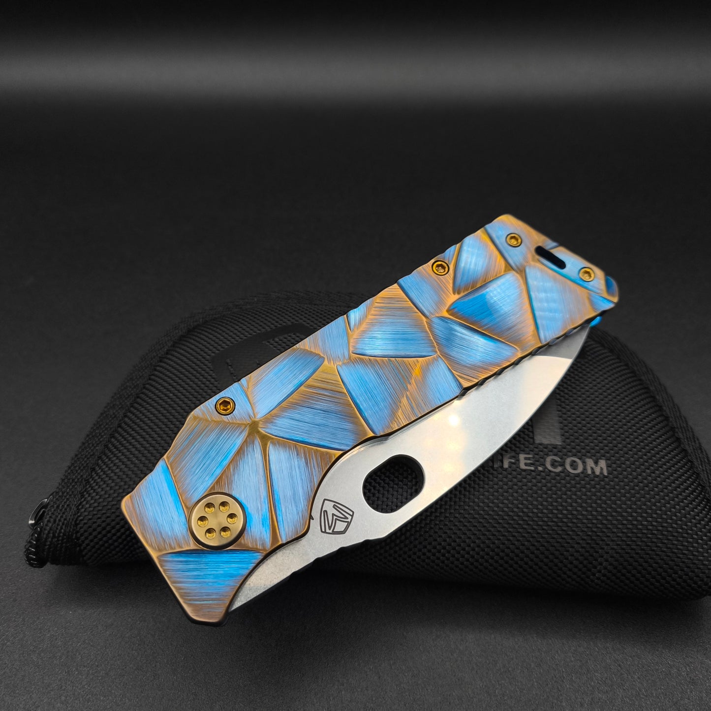 Medford Fat Daddy MagnaCut, Blue with Bronze Stained Glass 3