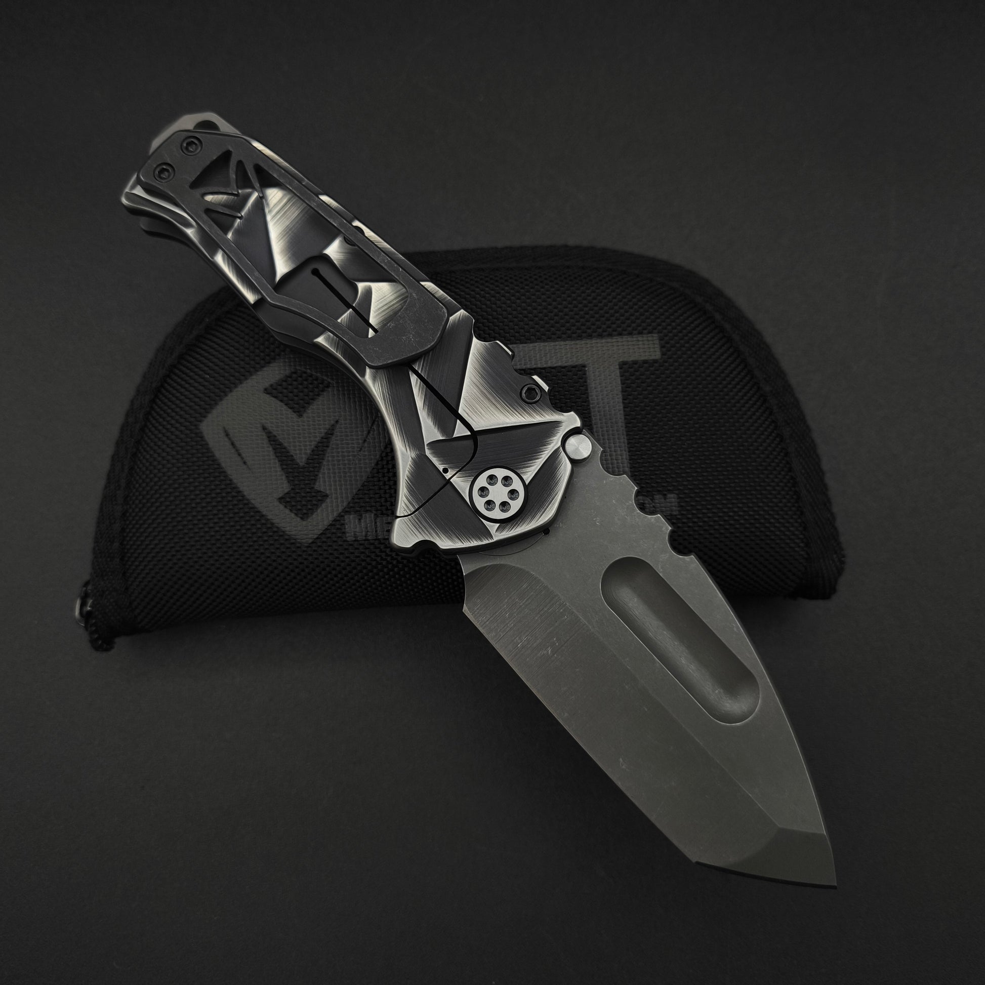 Medford Praetorian Ti Acid Distressed Tanto, Black and Silver Stained Glass 2